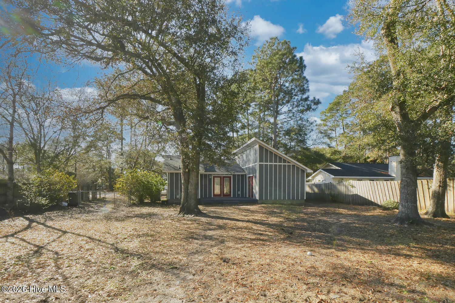 100546662 | Photo 23