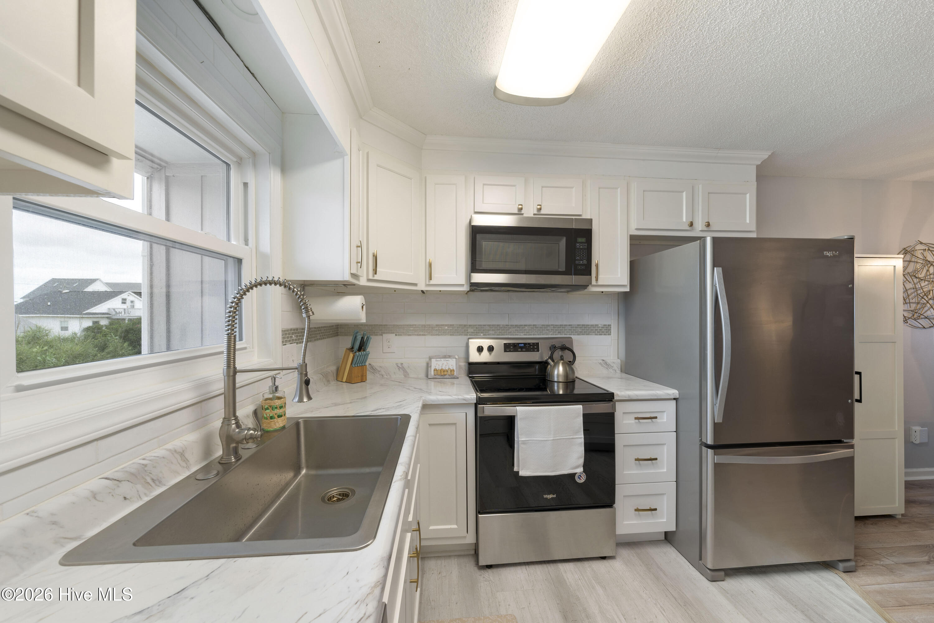 100555200 | Photo 15