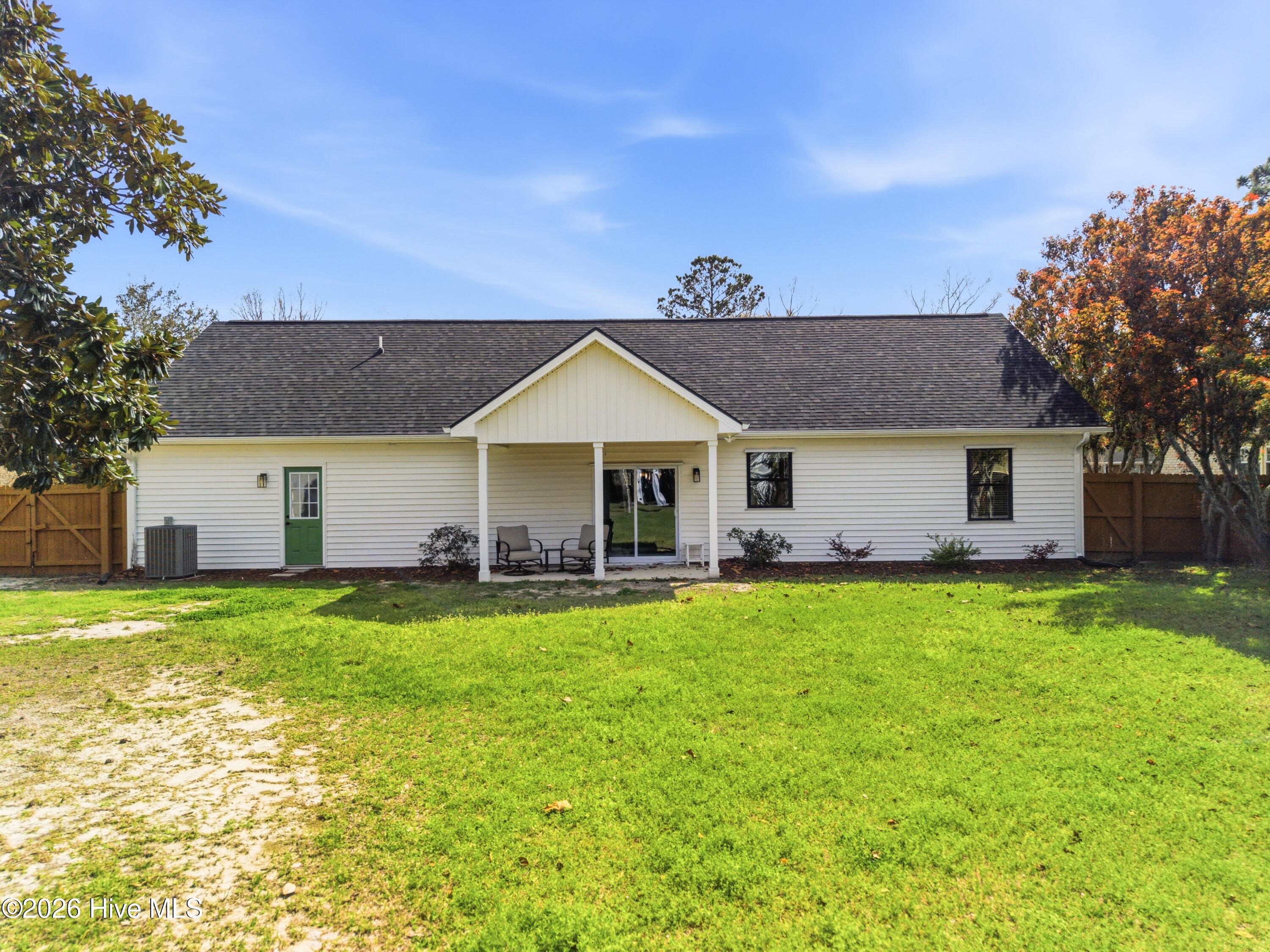 100561683 | Photo 35