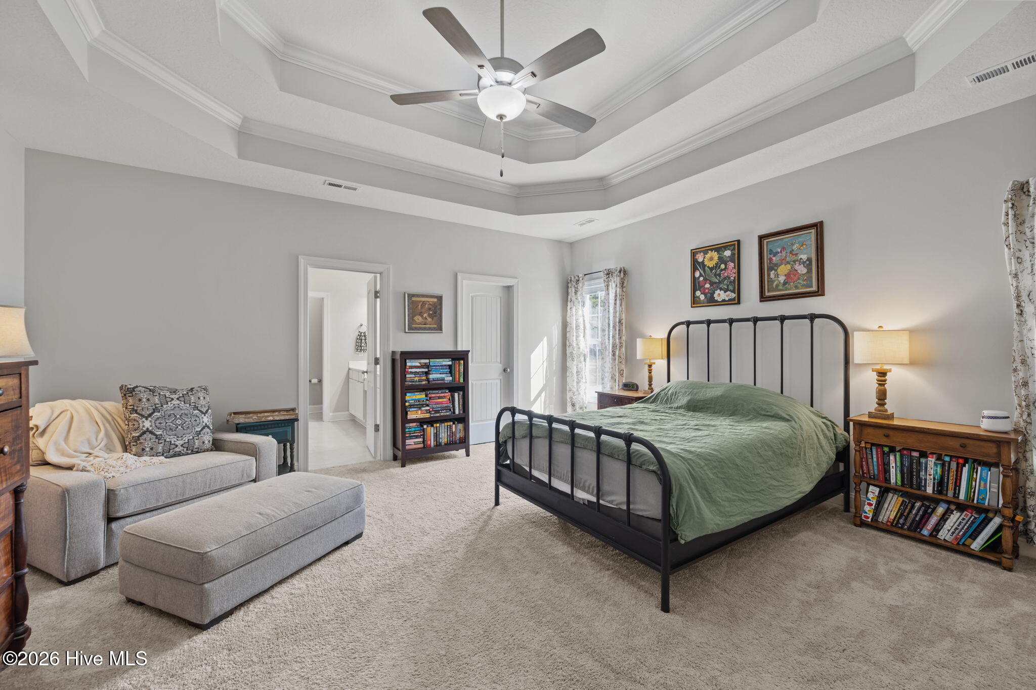 100553324 | Photo 24