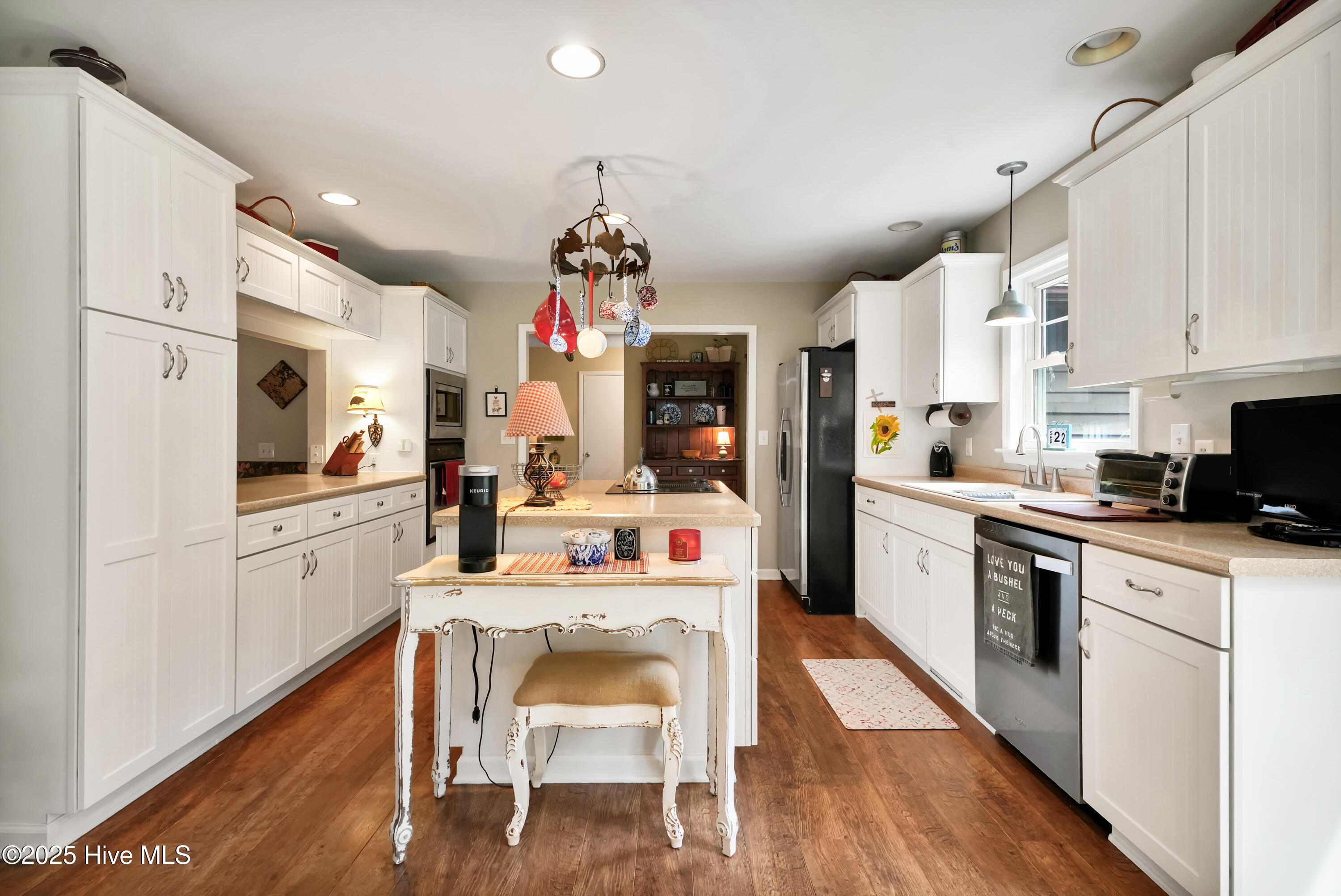 100538447 | Photo 22