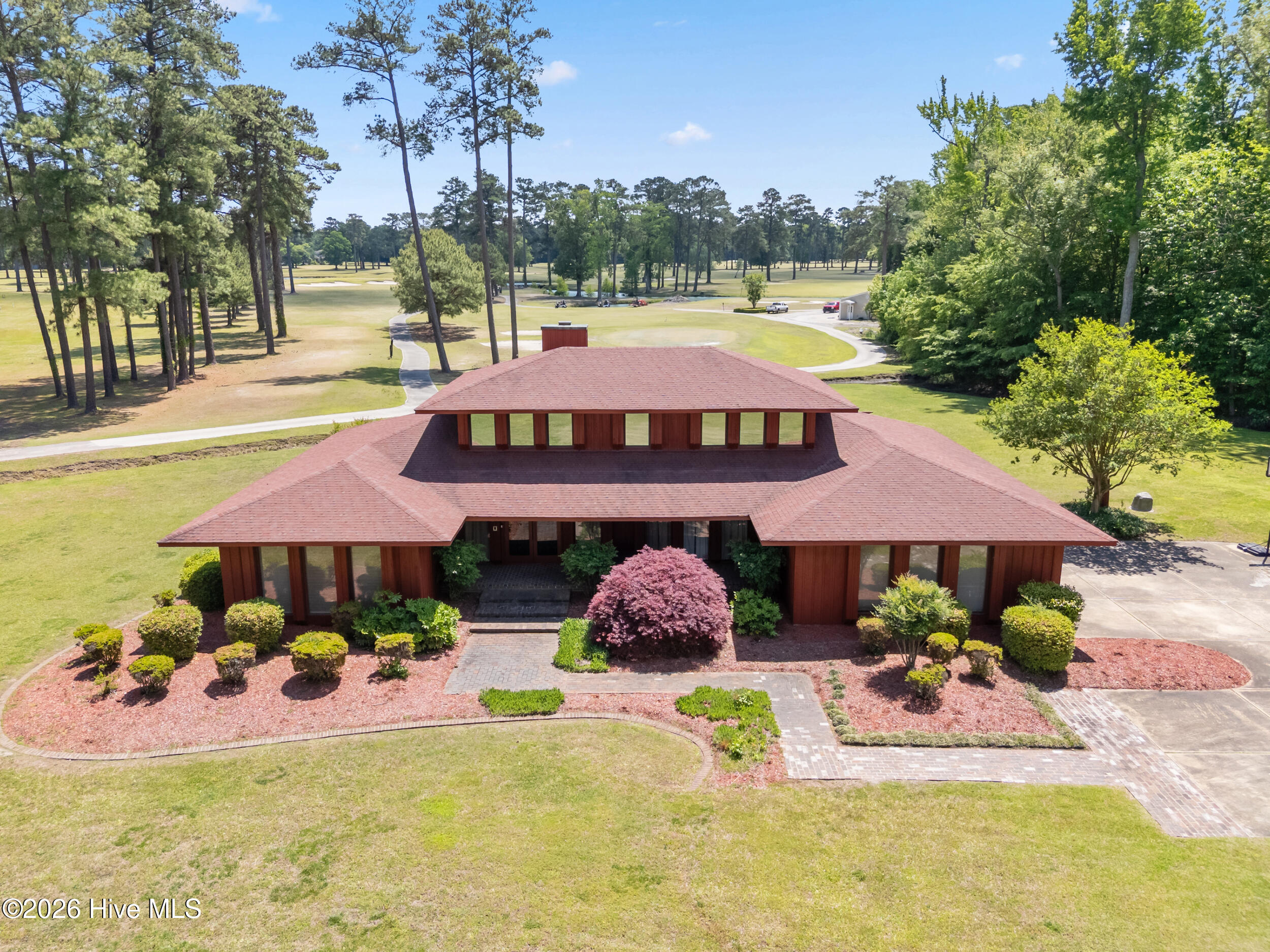 201 Country Club Drive, Elizabeth City, NC 27909 Listing Photo  1