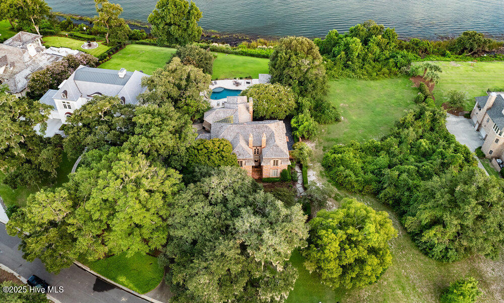 100544850 | Photo 88