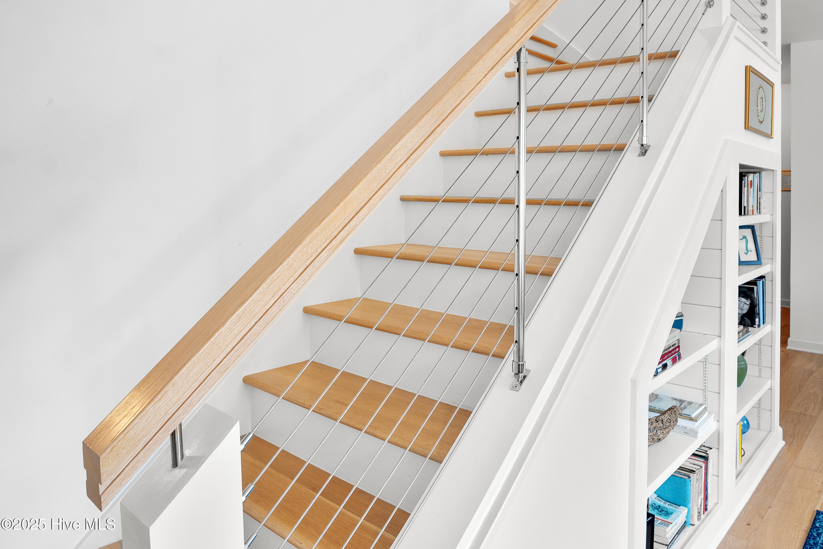 100526442 | Photo 26