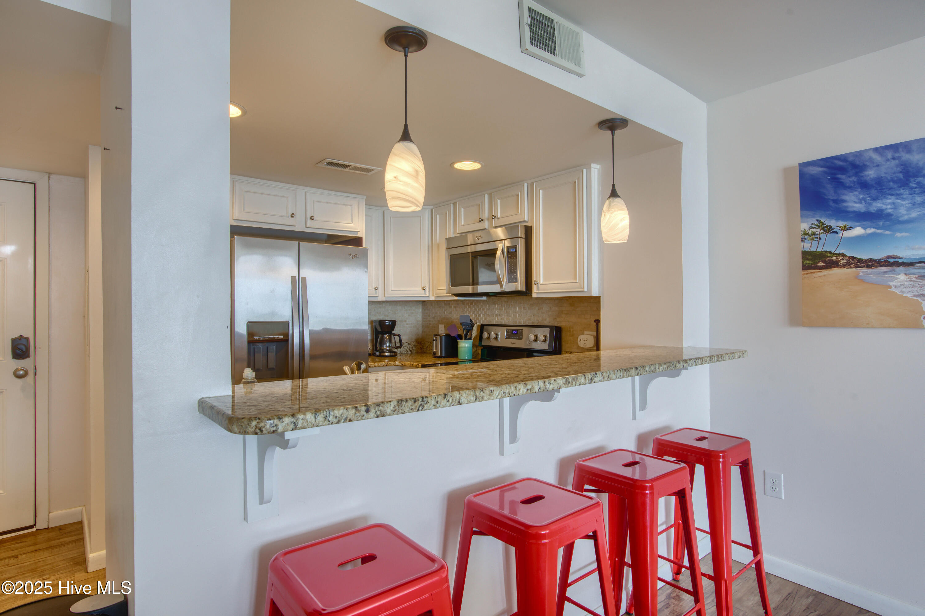 100529927 | Photo 13