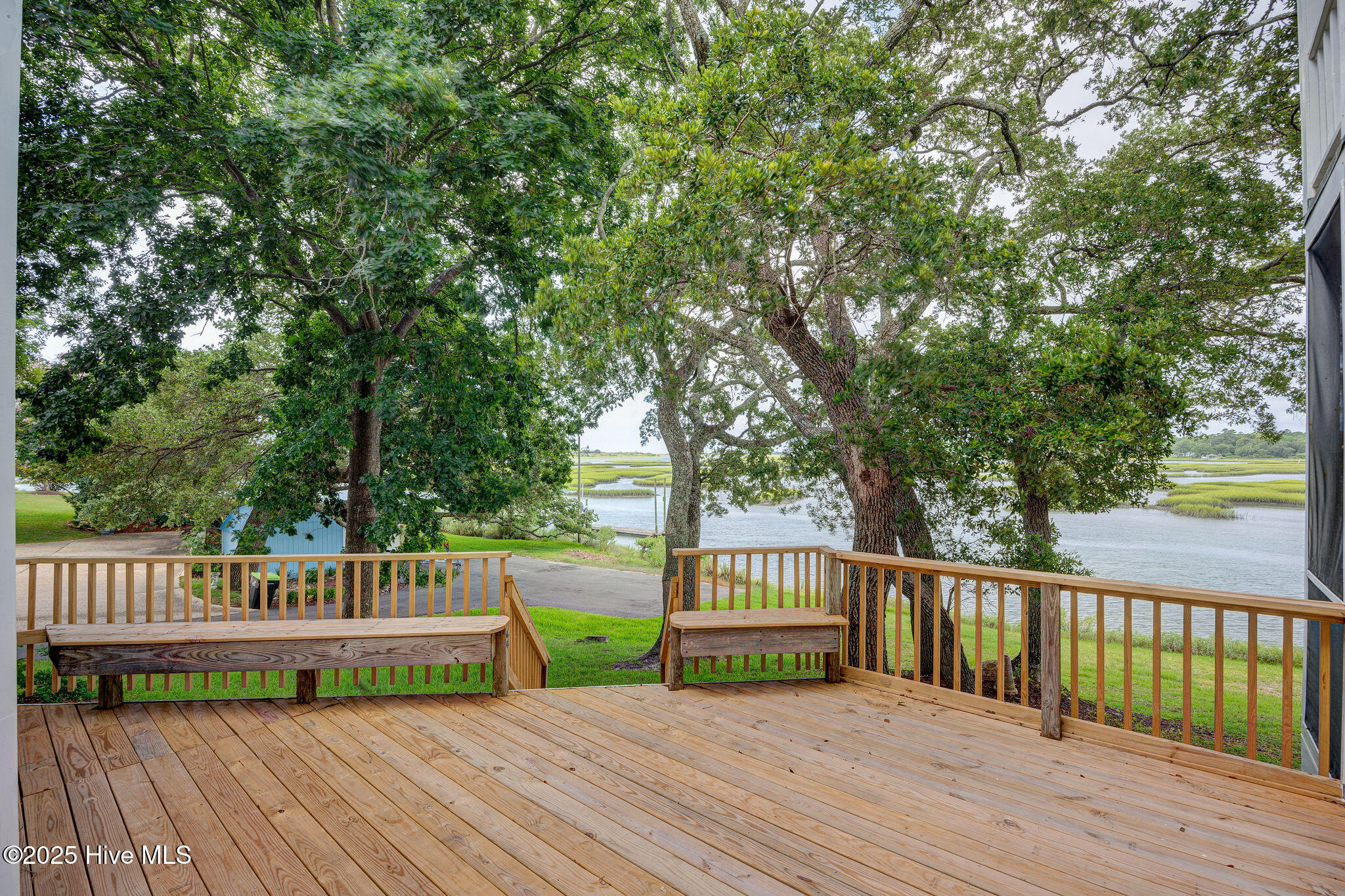 100523960 | Photo 34