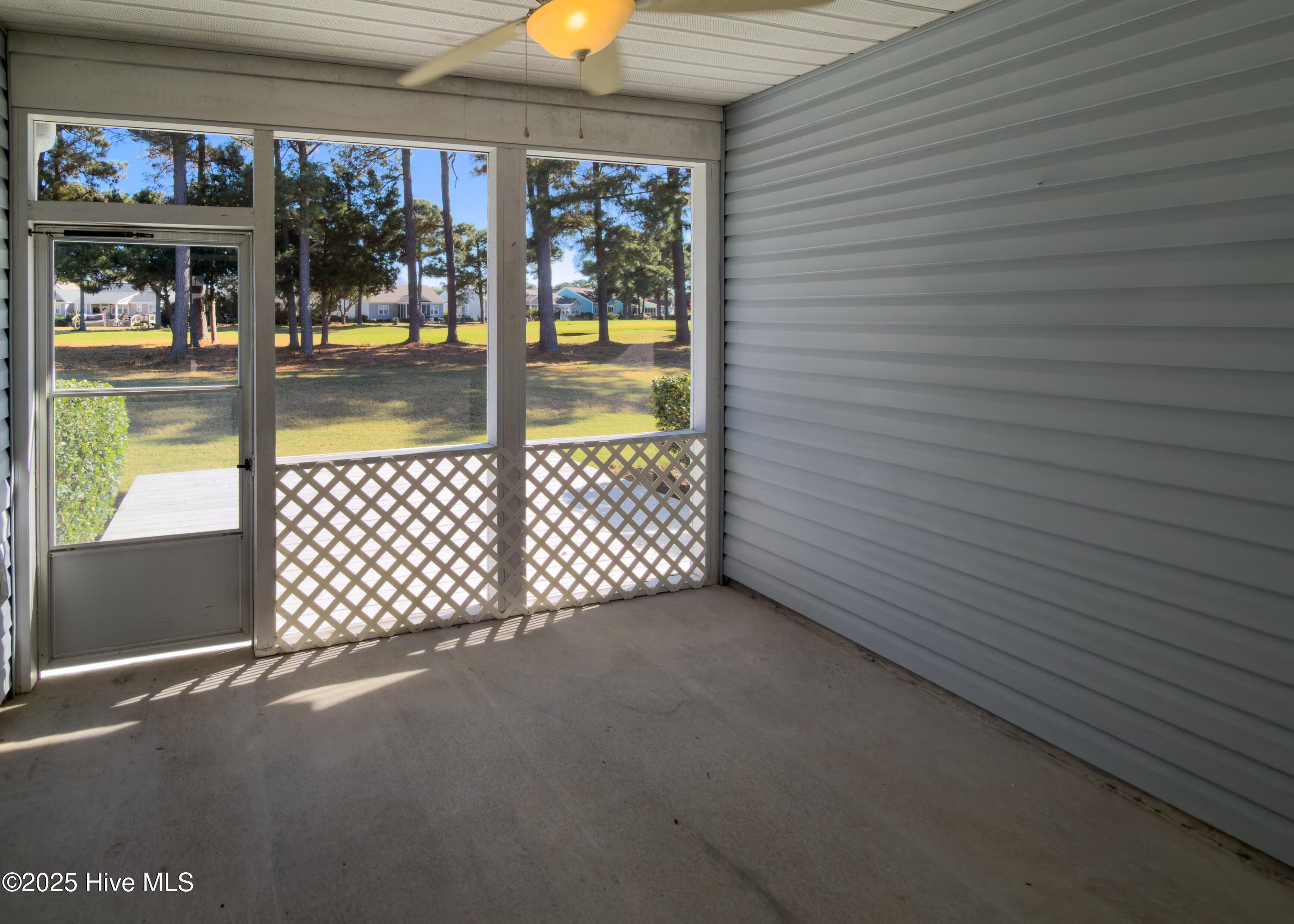 100540953 | Photo 20