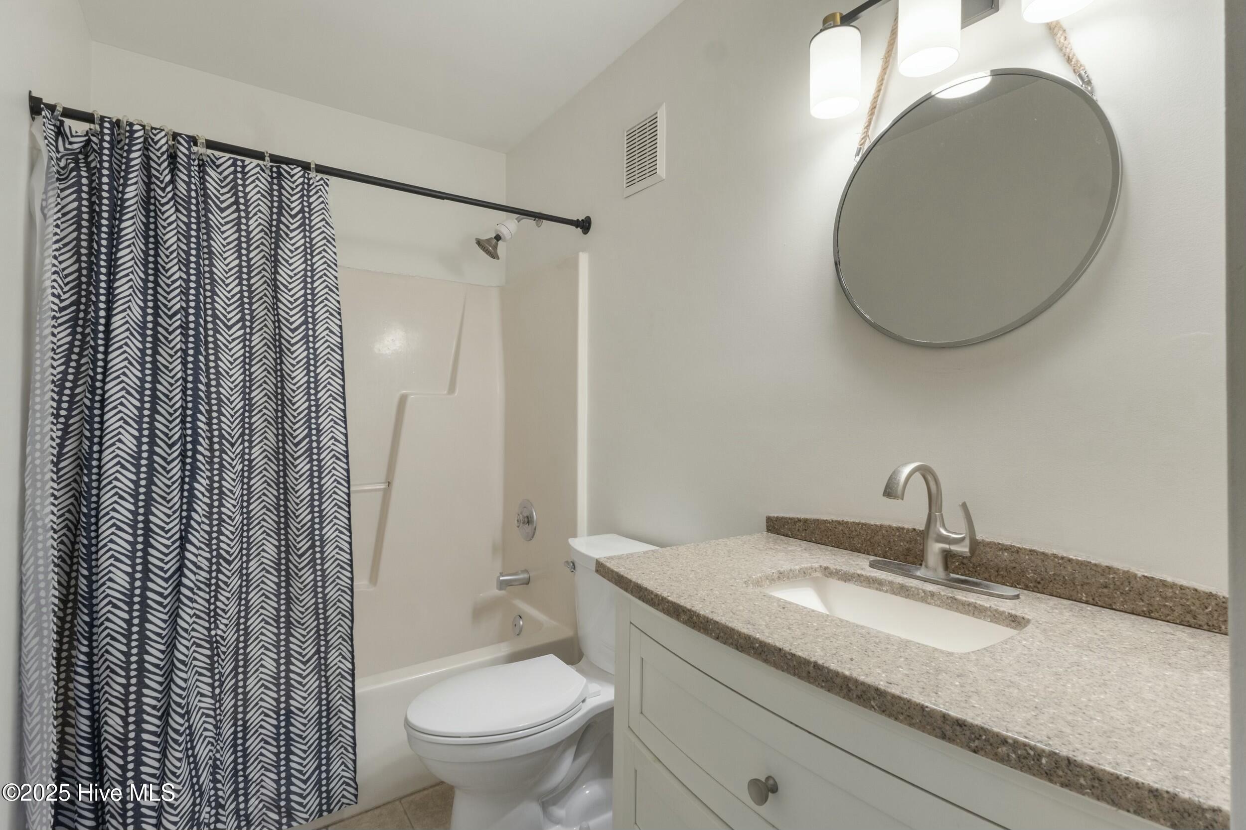 100552932 | Photo 23