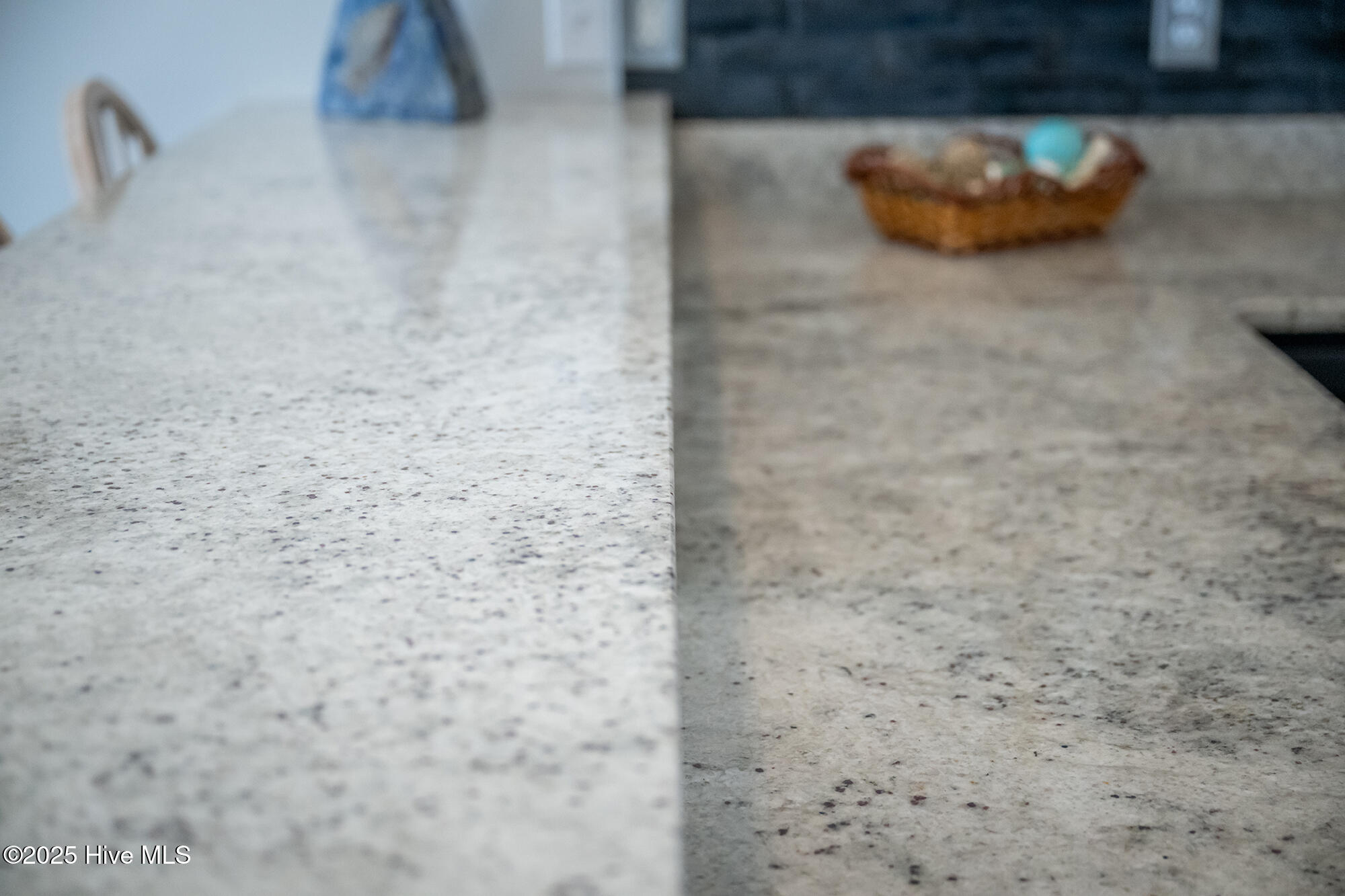 100538972 | Photo 22