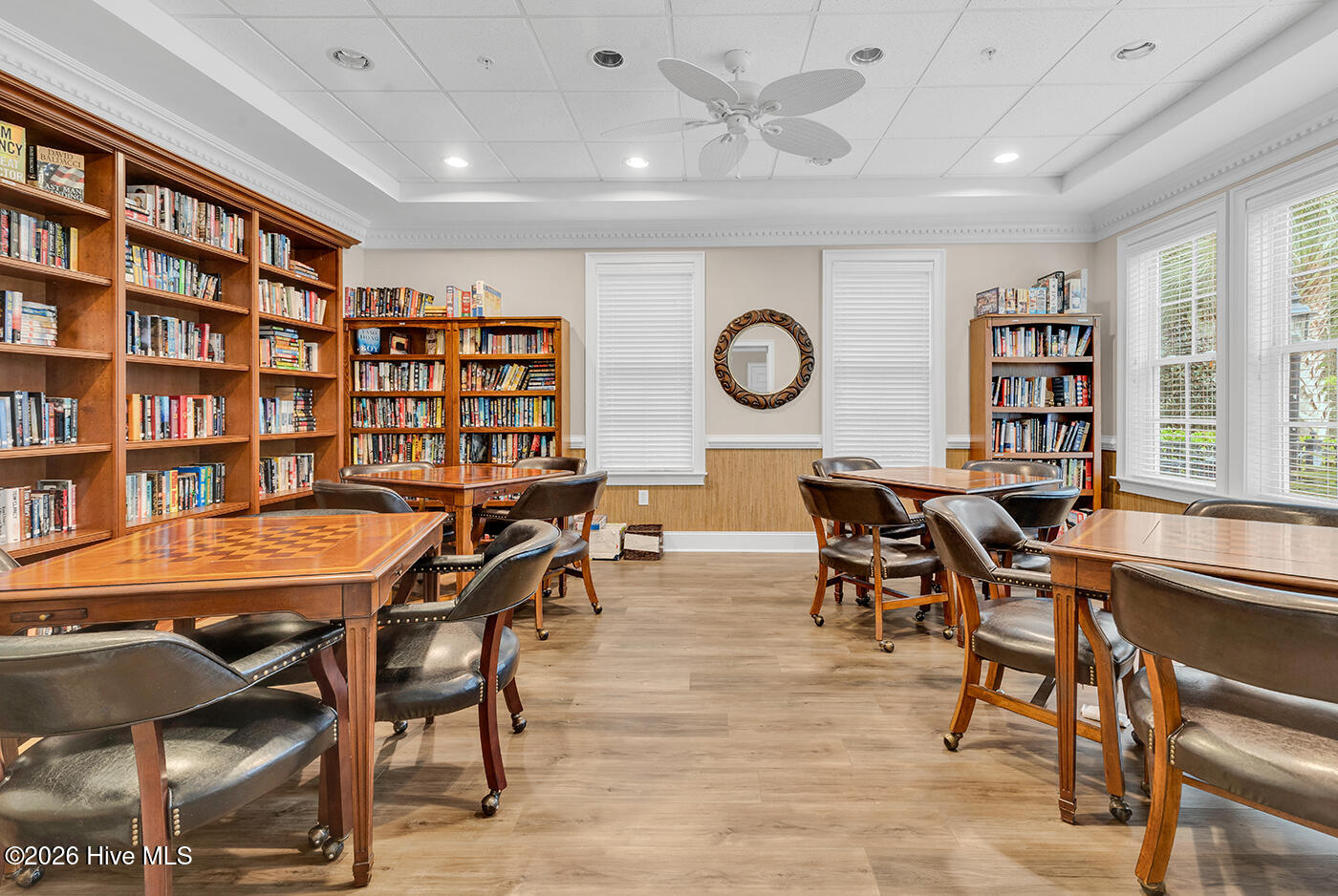 100566110 | Photo 55