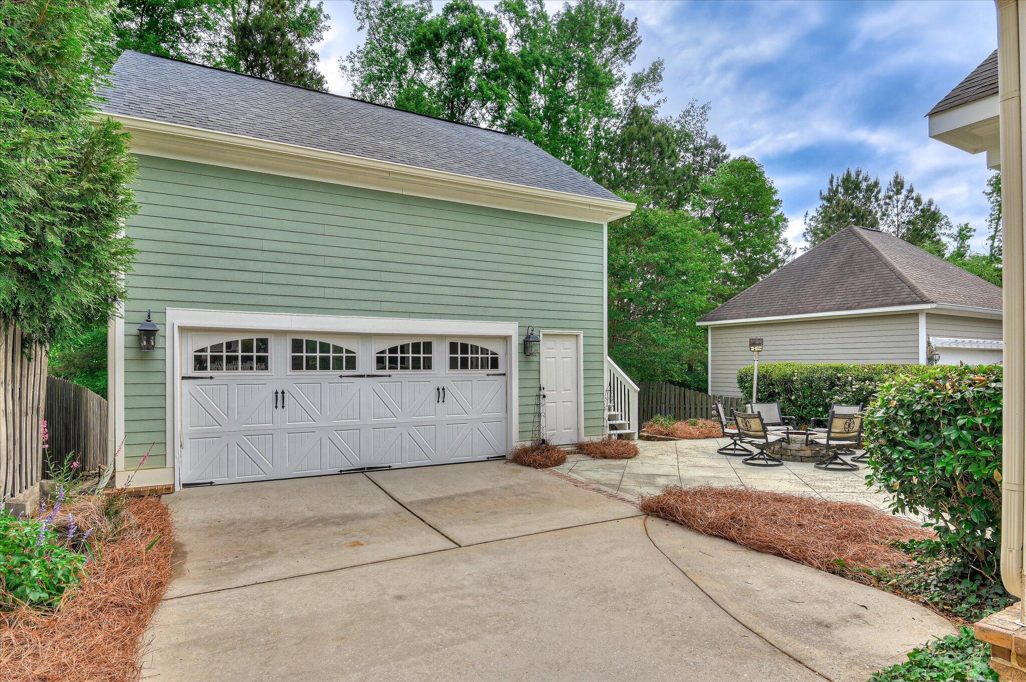 62-evans-ga-1006-mitchell-lane-garage-2-