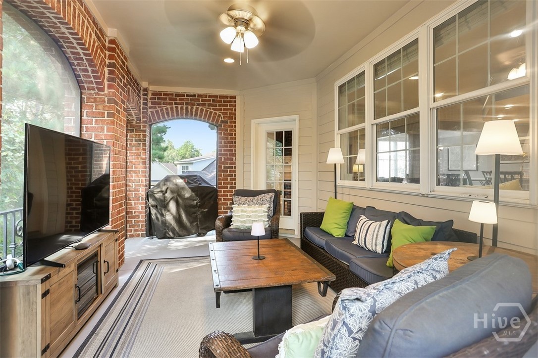 104 Woodside Crossing