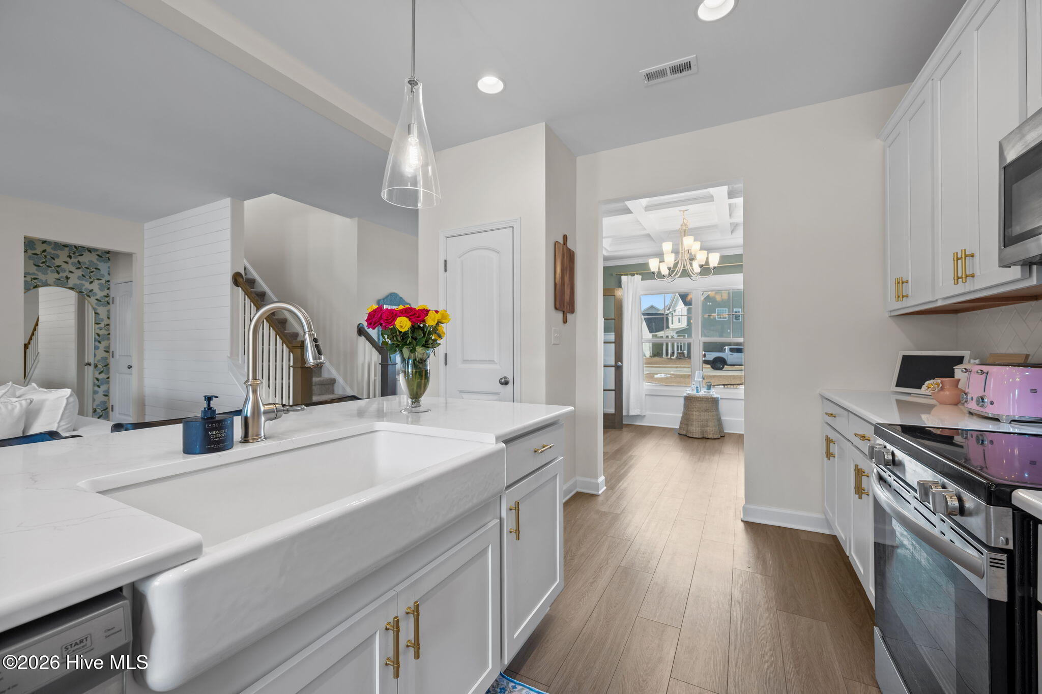 100554562 | Photo 12