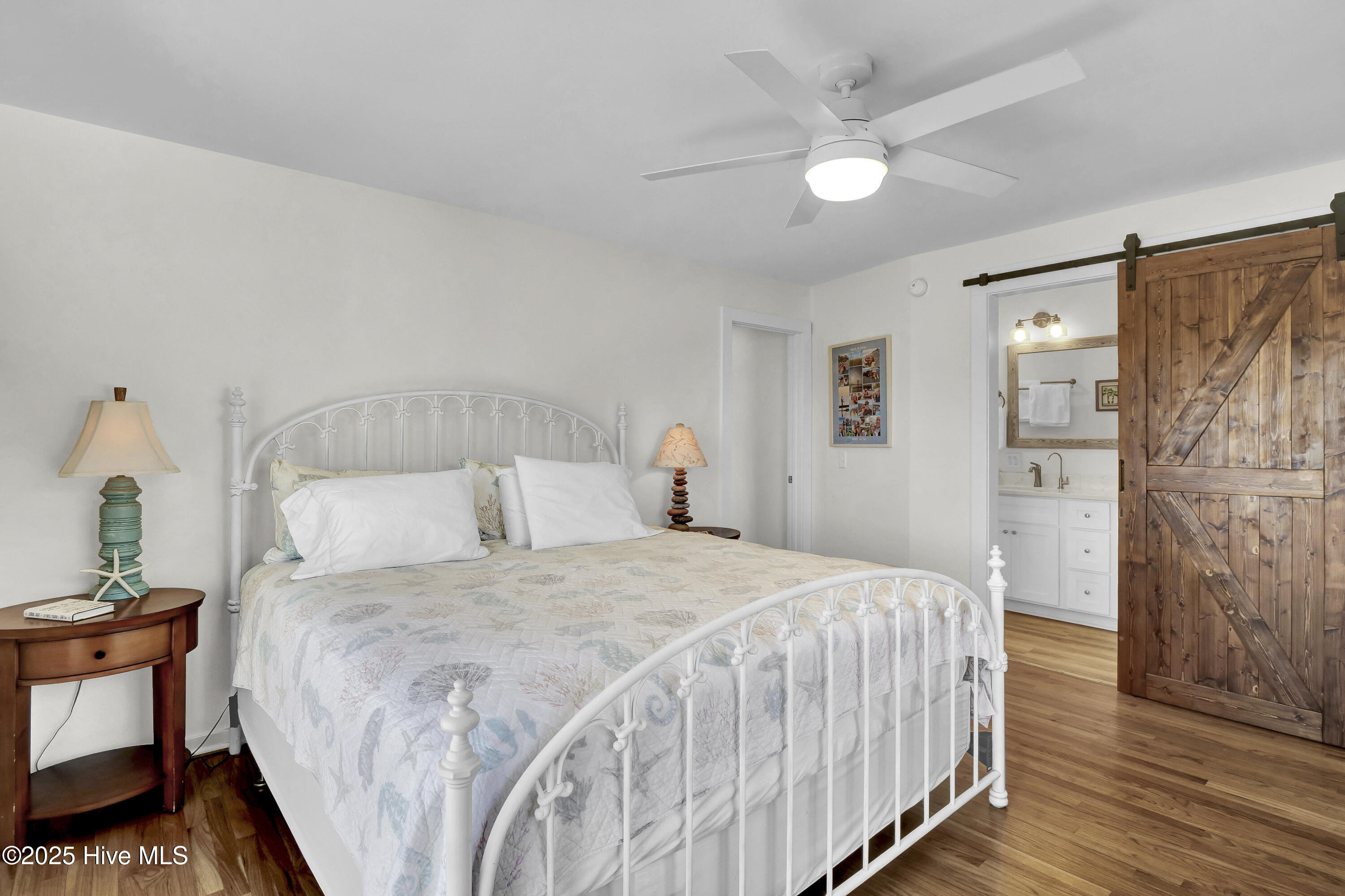 100540889 | Photo 18