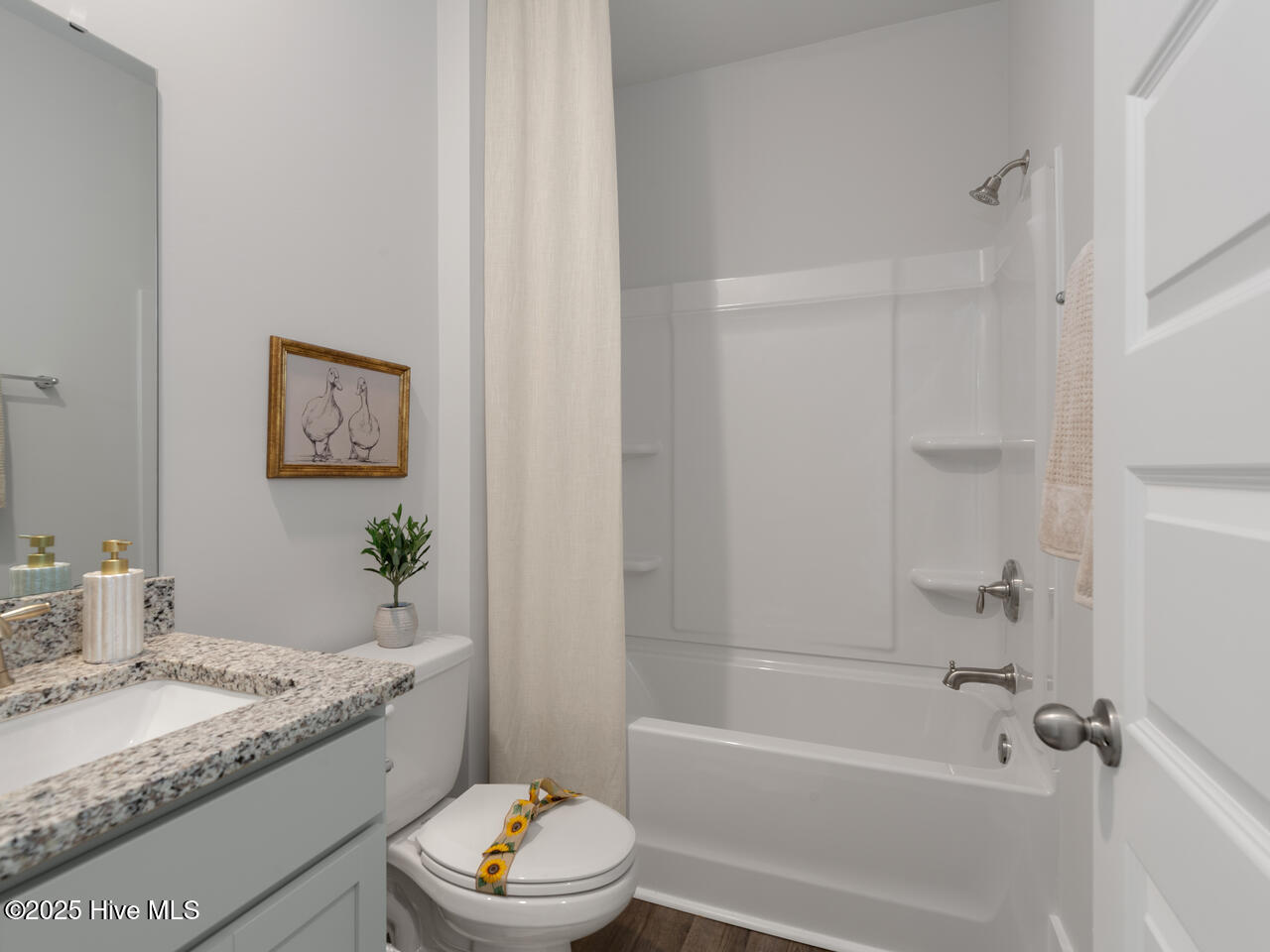 2203 Sweetspire Street Unit 2071, Leland, NC 28451 – photo 20: Second Bath with Tub/Shower Combo