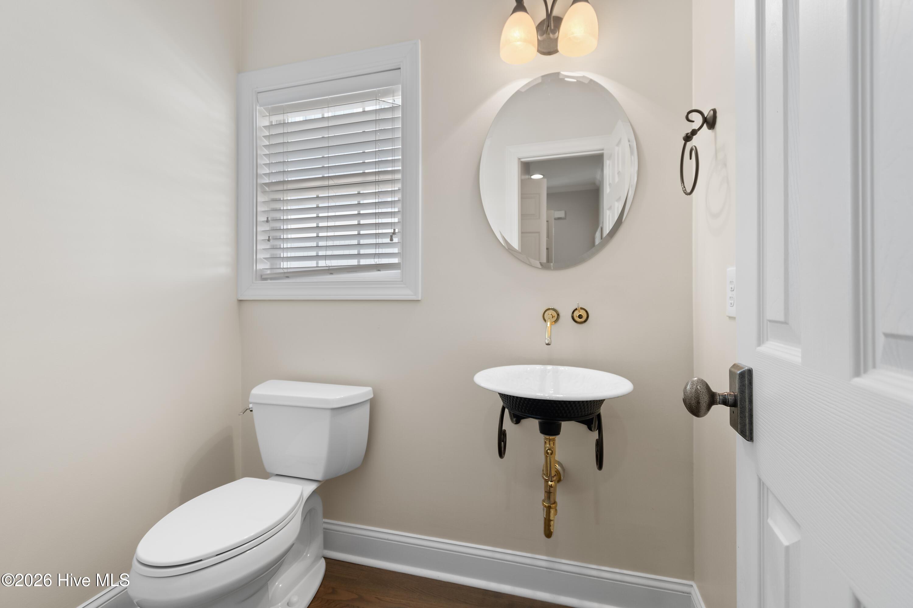 100566574 | Photo 47