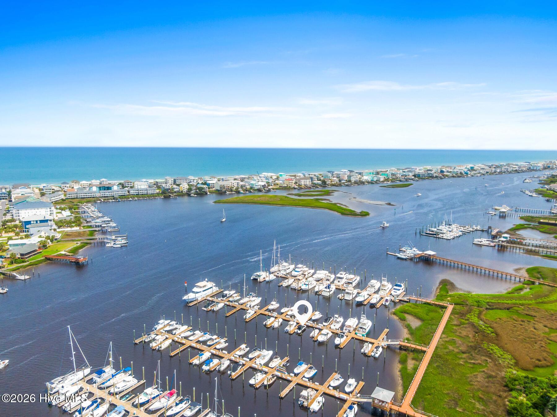 100547941 | Photo 14