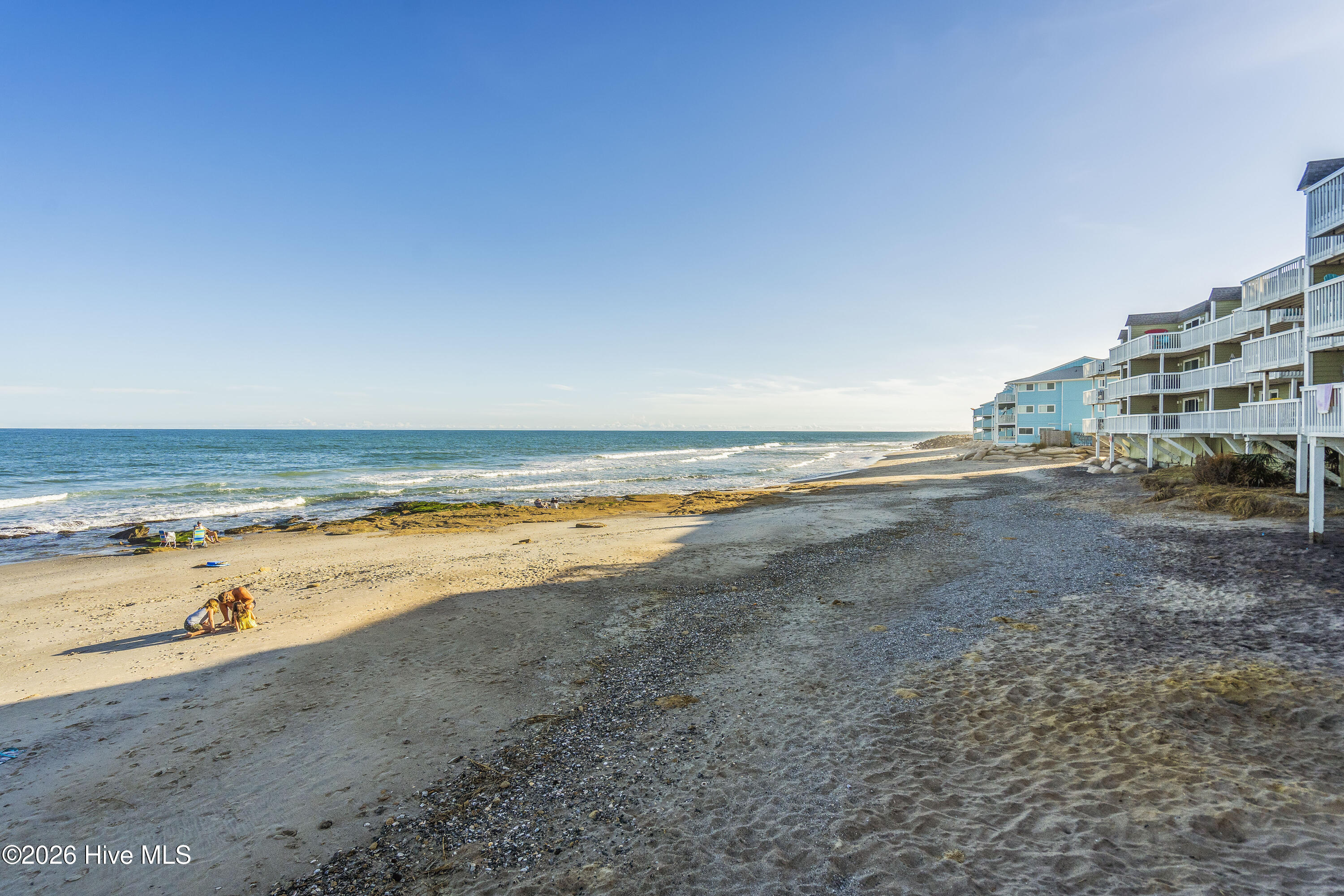 100552987 | Photo 29