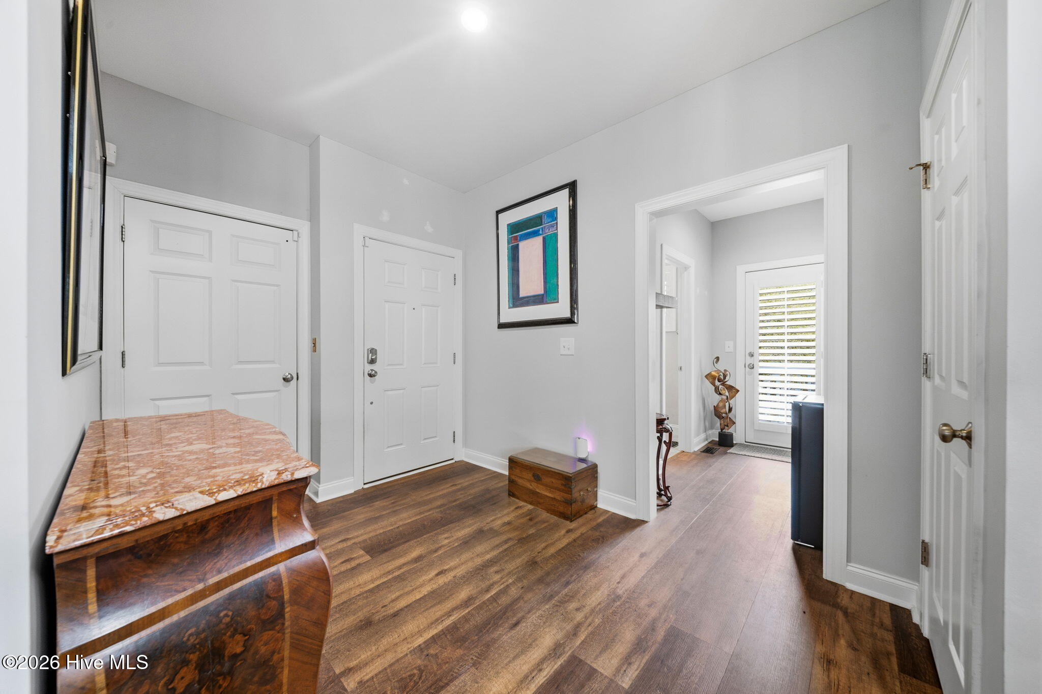 100566136 | Photo 12