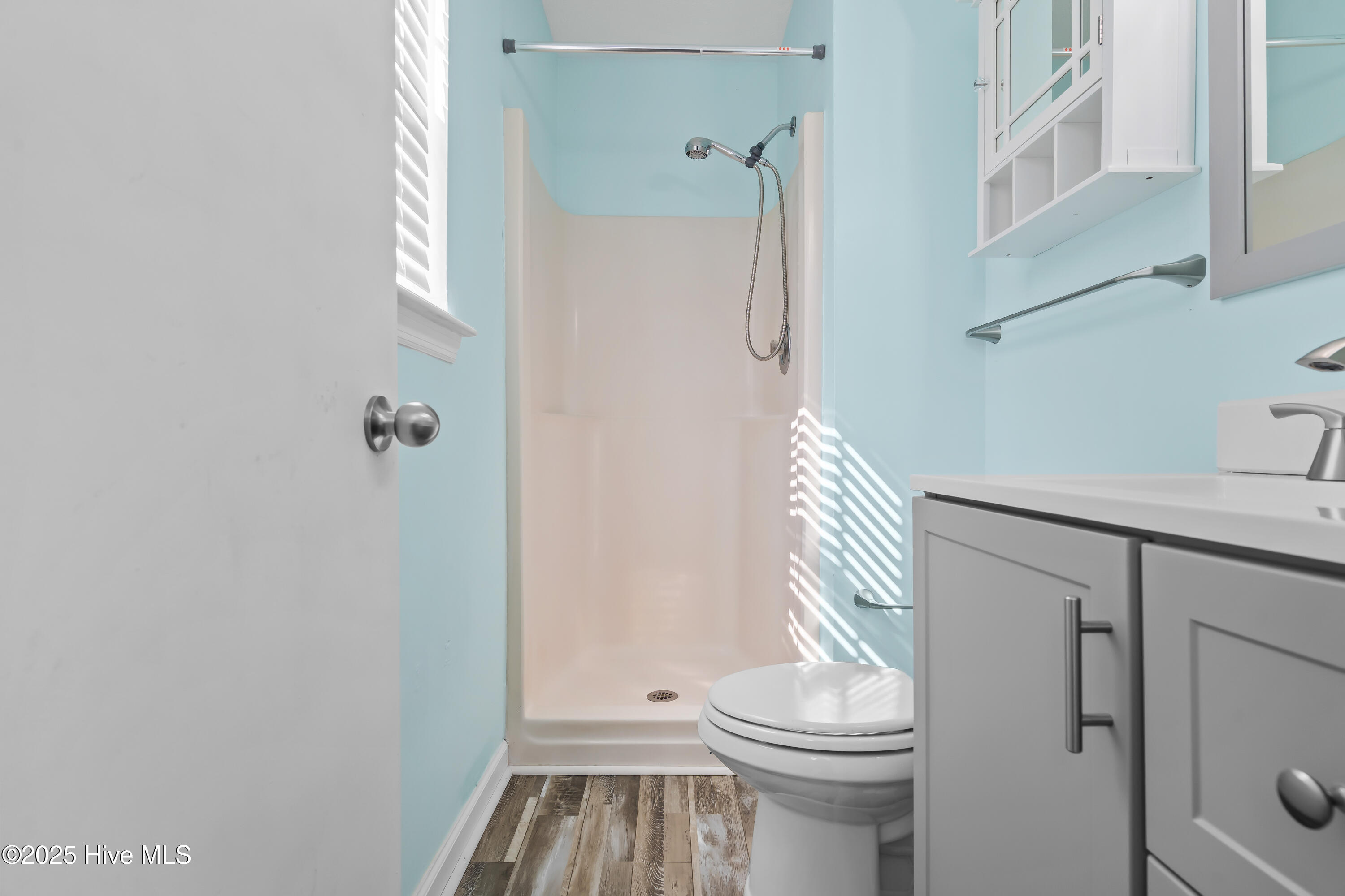 100566648 | Photo 17