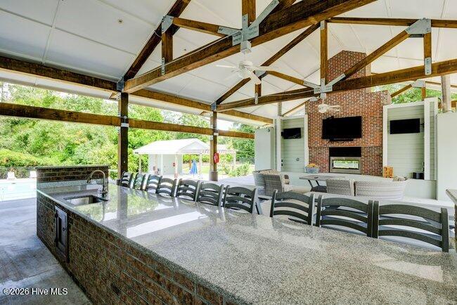 100552882 | Photo 72