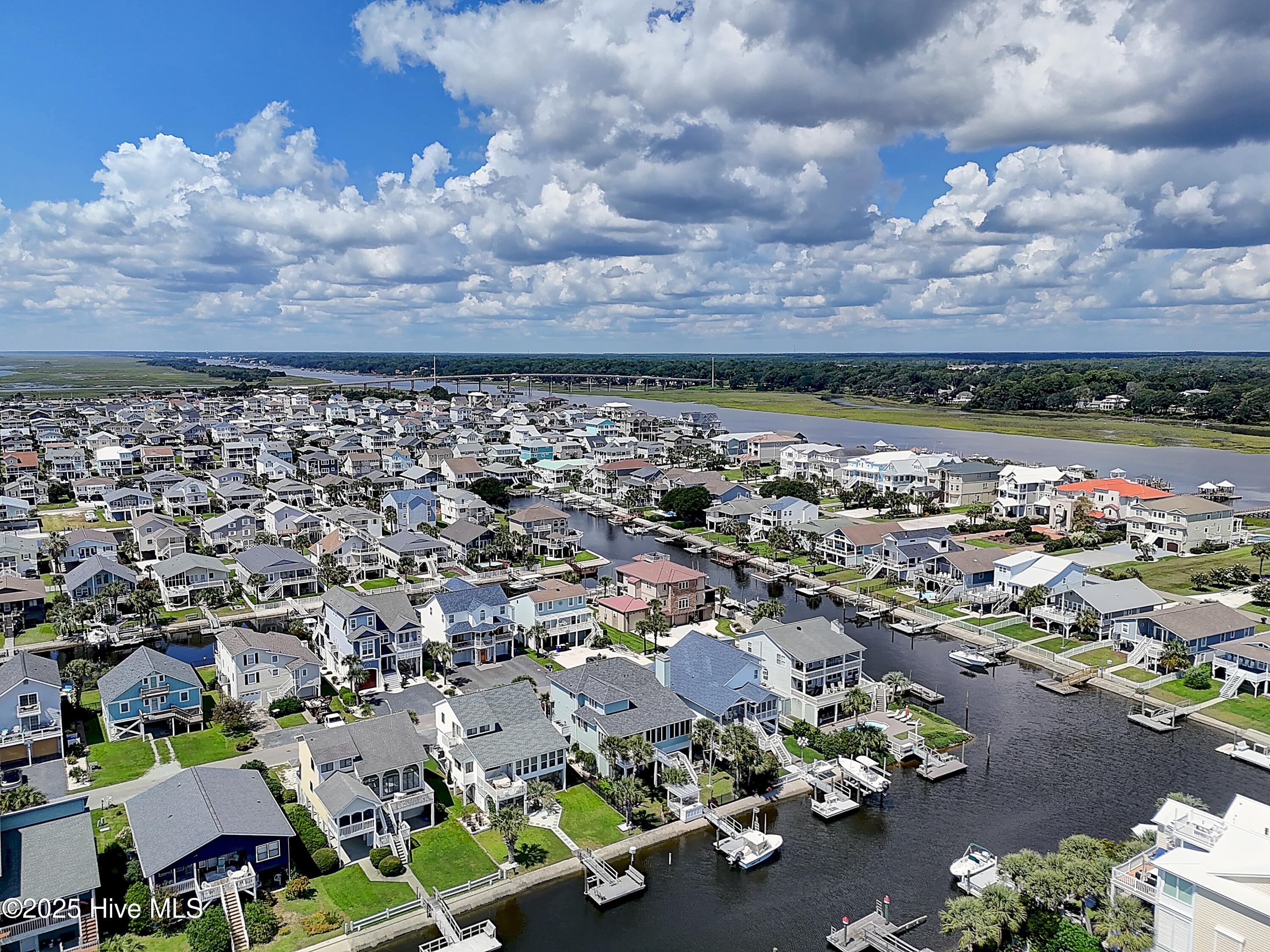 100527373 | Photo 71