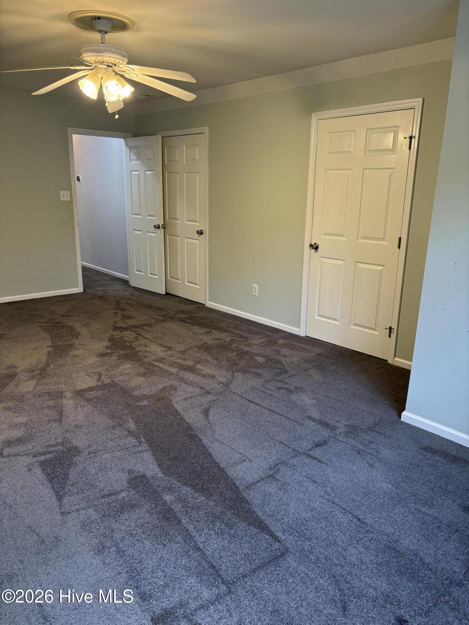 100562372 | Photo 15