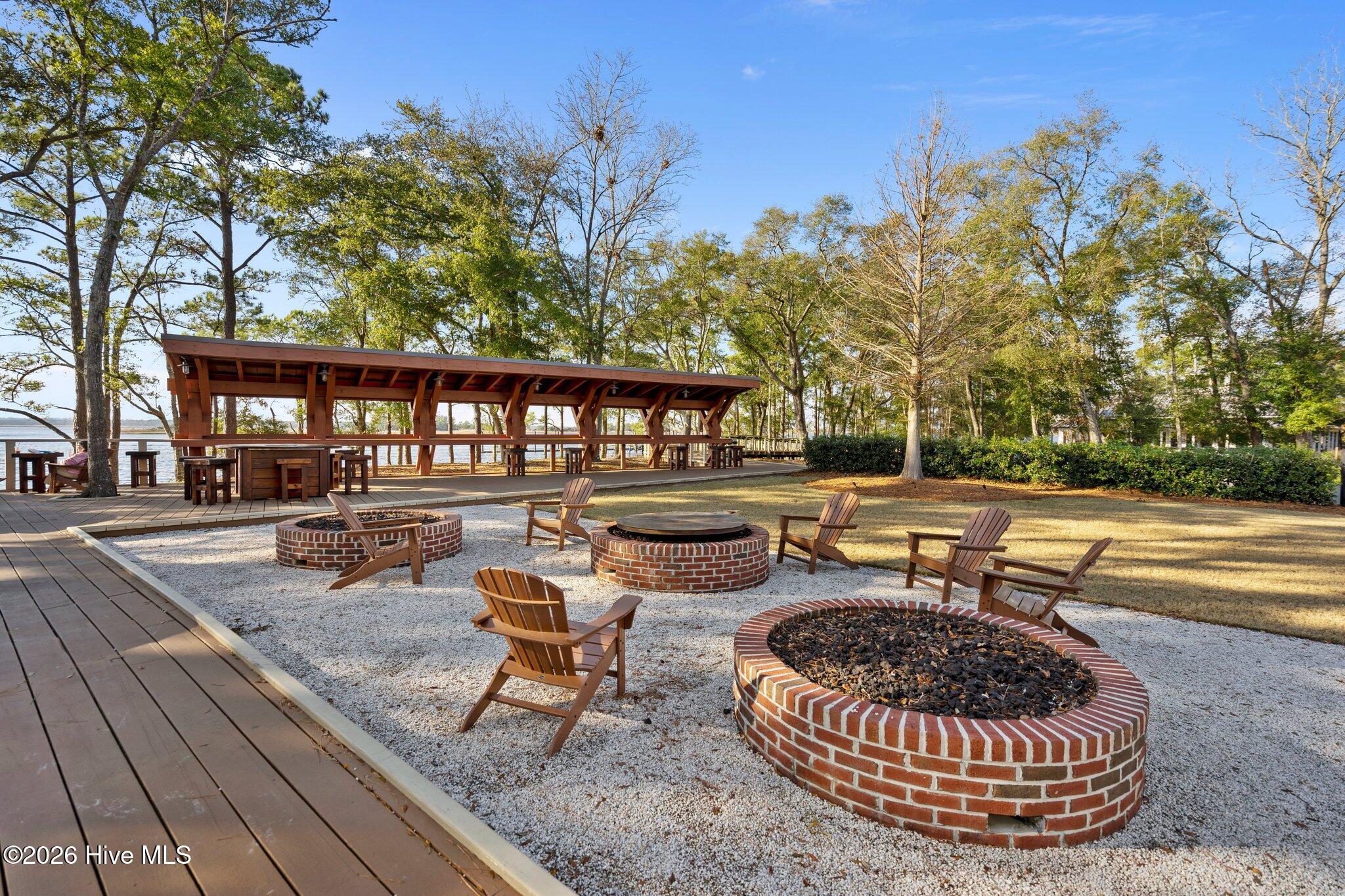 100561208 | Photo 53