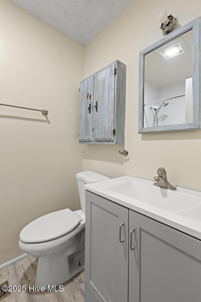 100526161 | Photo 21