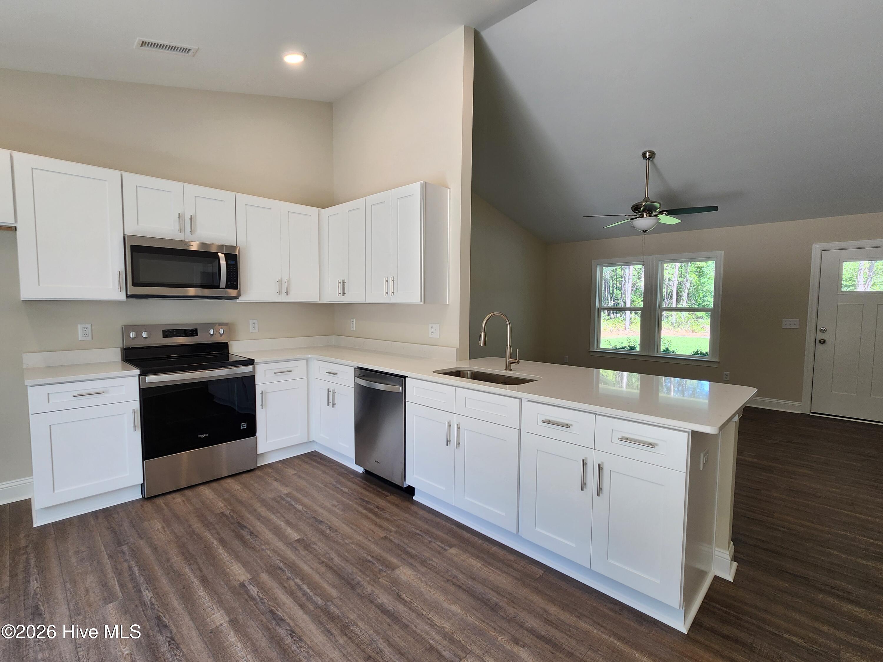 285 Montague Road, Currie, NC 28435 – photo 10