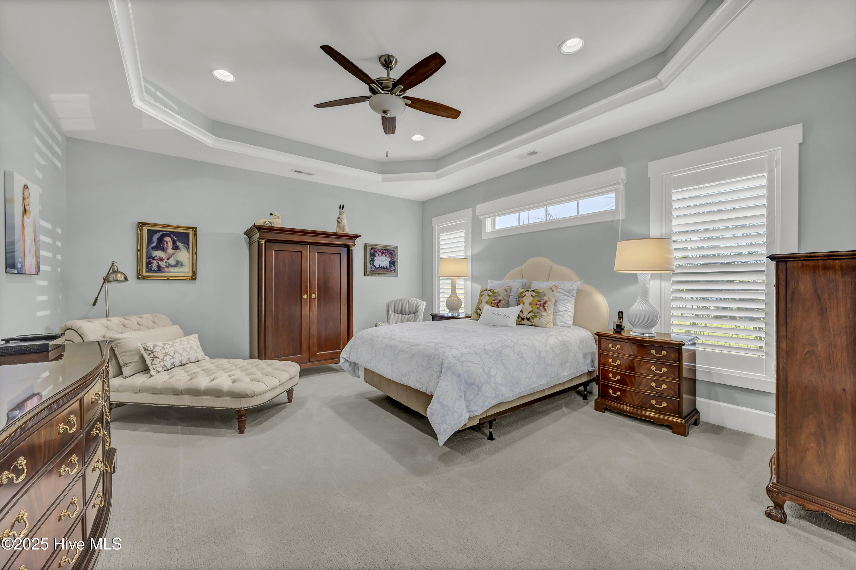 100538273 | Photo 27