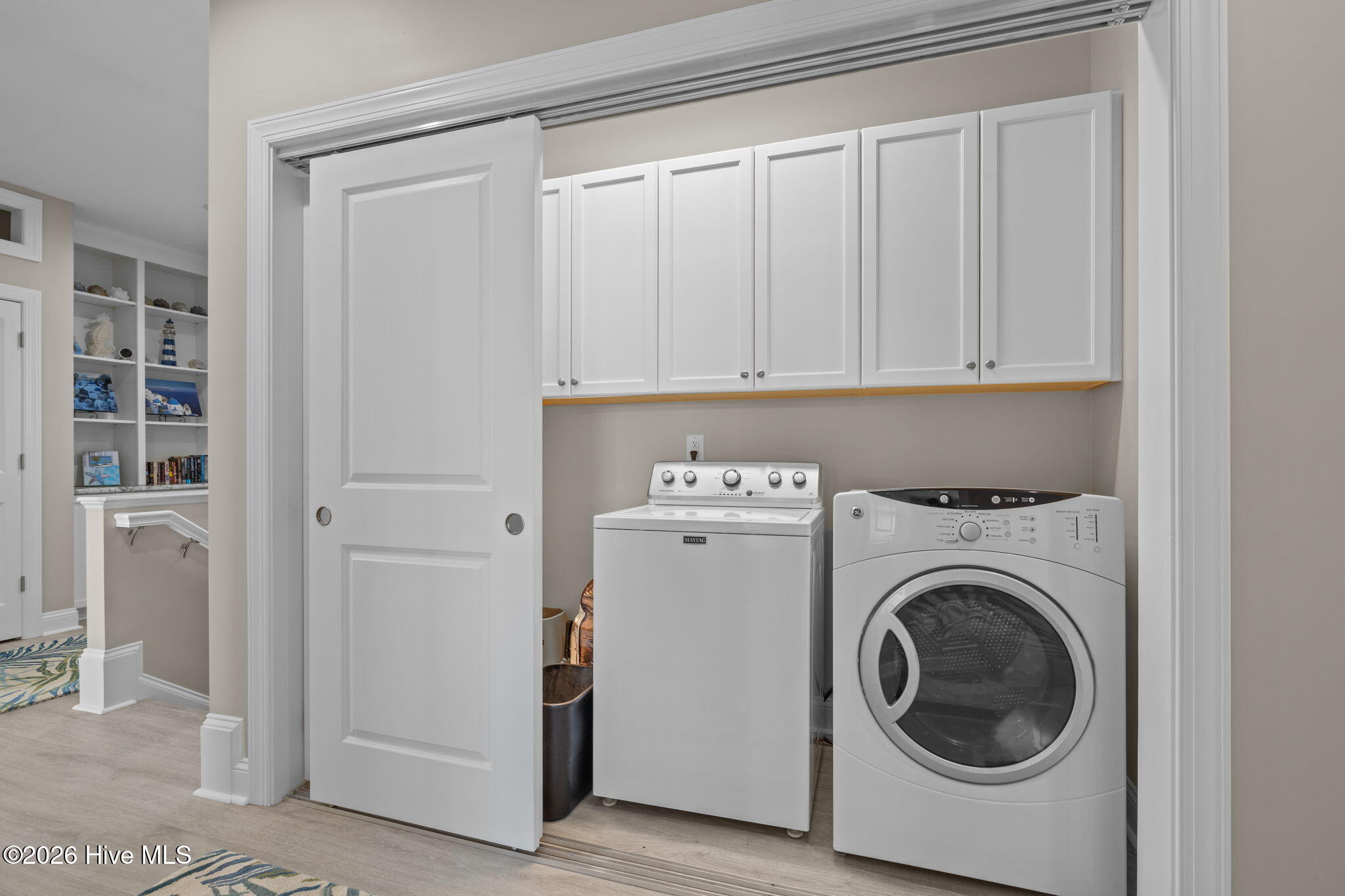 100549287 | Photo 30