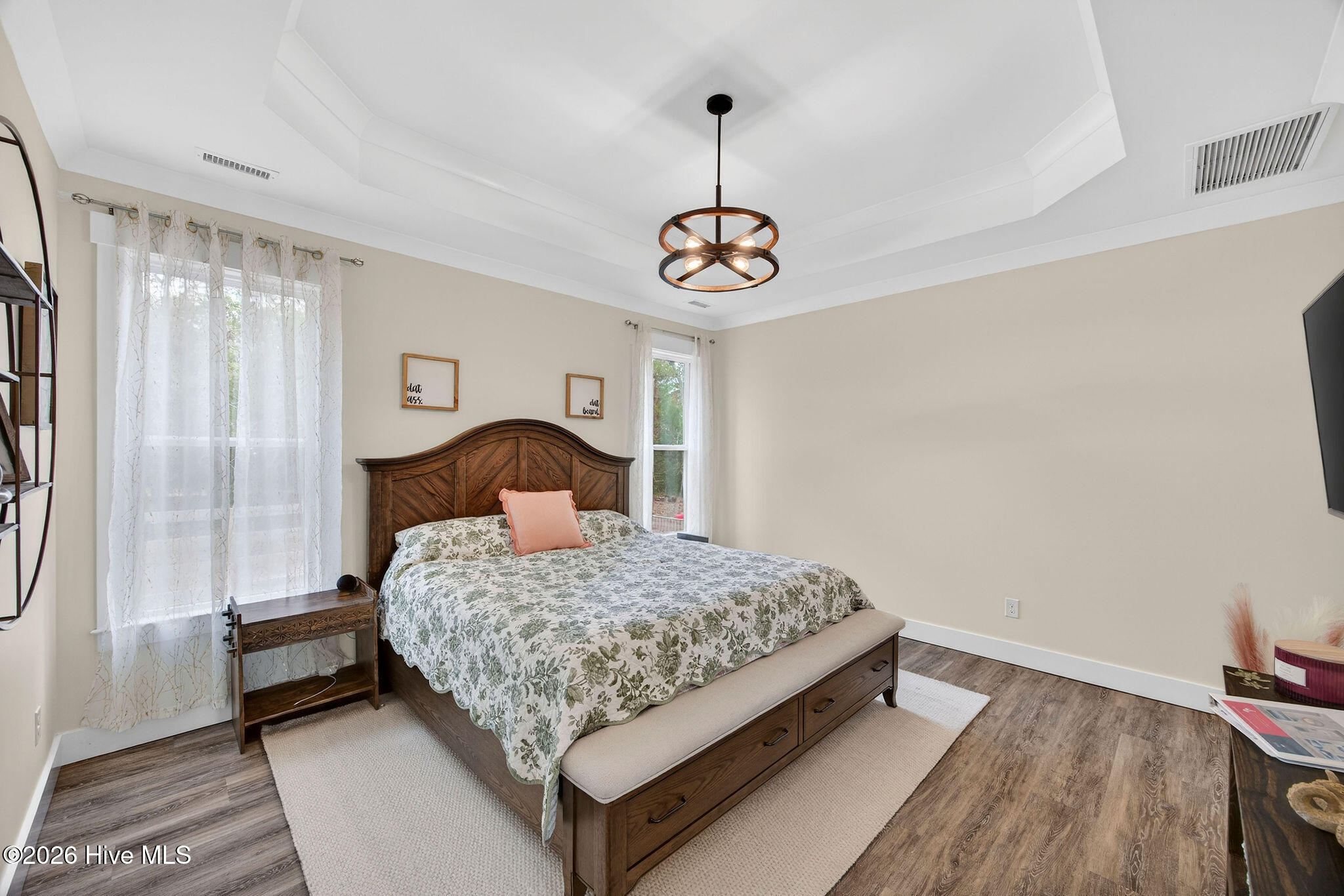 100555452 | Photo 21