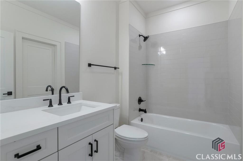 Bathroom - High end finishes