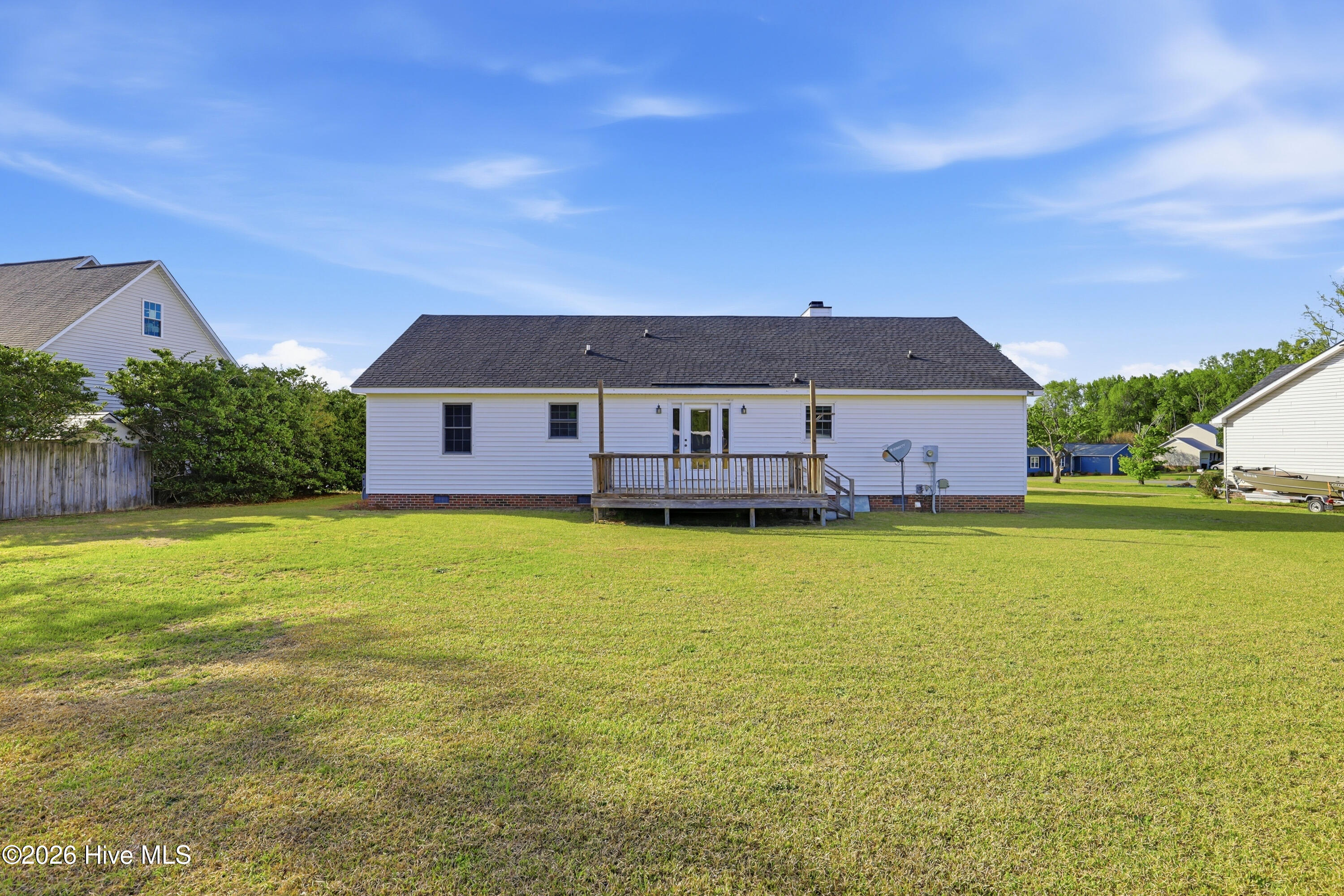 09-110 N Pointe Dr-9