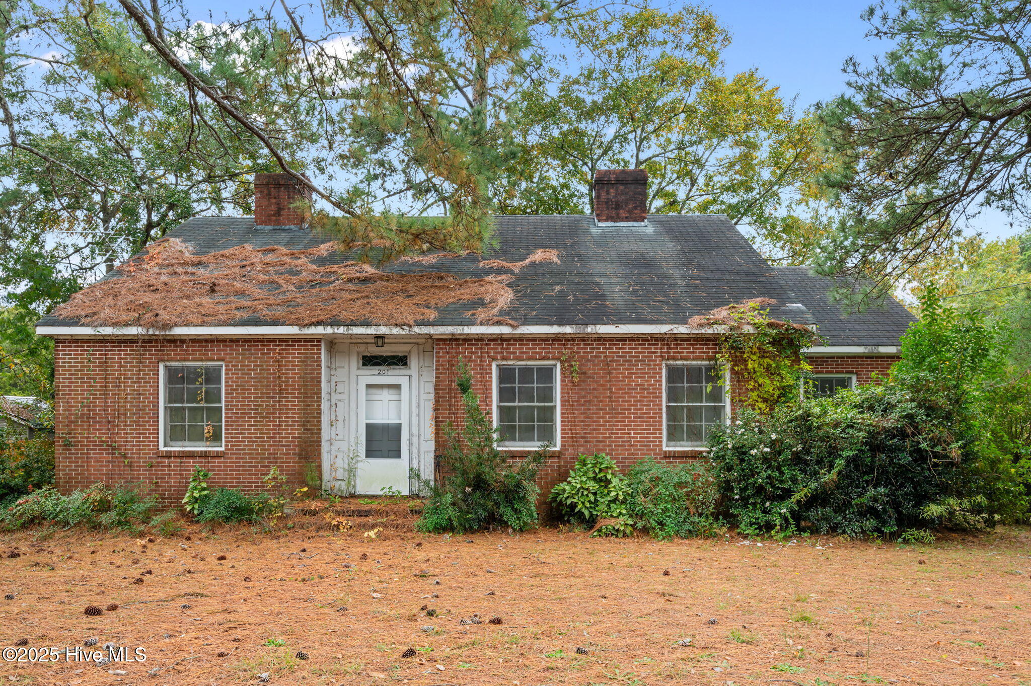 Homes for sale in Kinston, NC | 201 Park Ave, Kinston, NC 28501 | MLS# 100540755