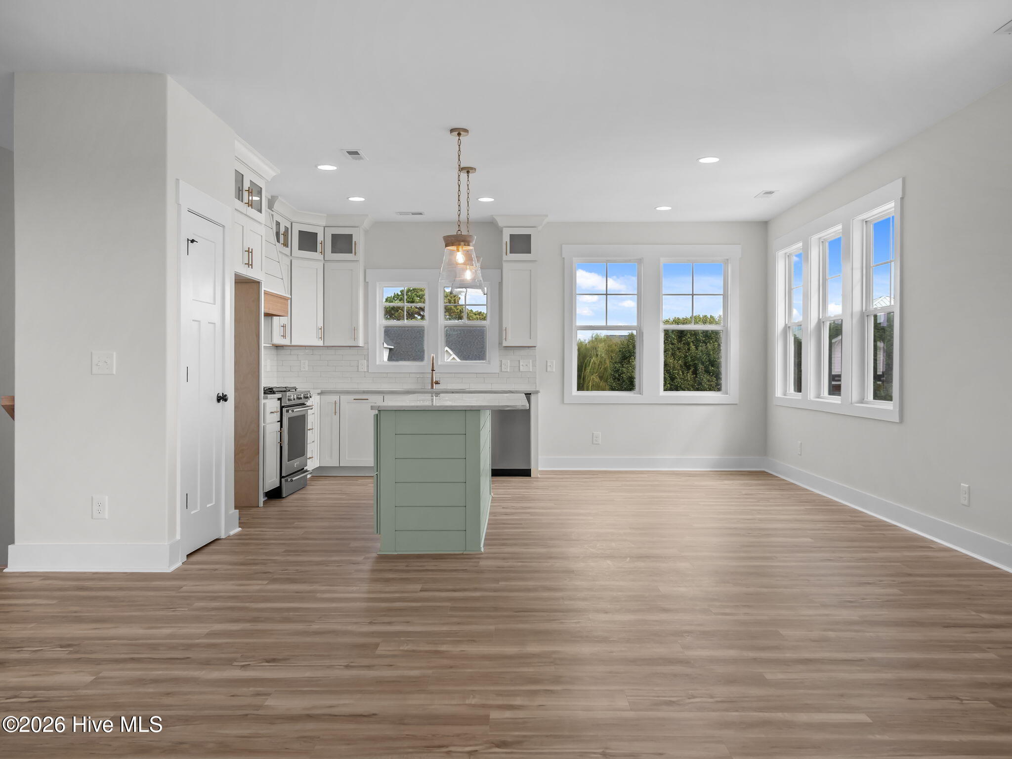 656 Fishermans Point,Newport