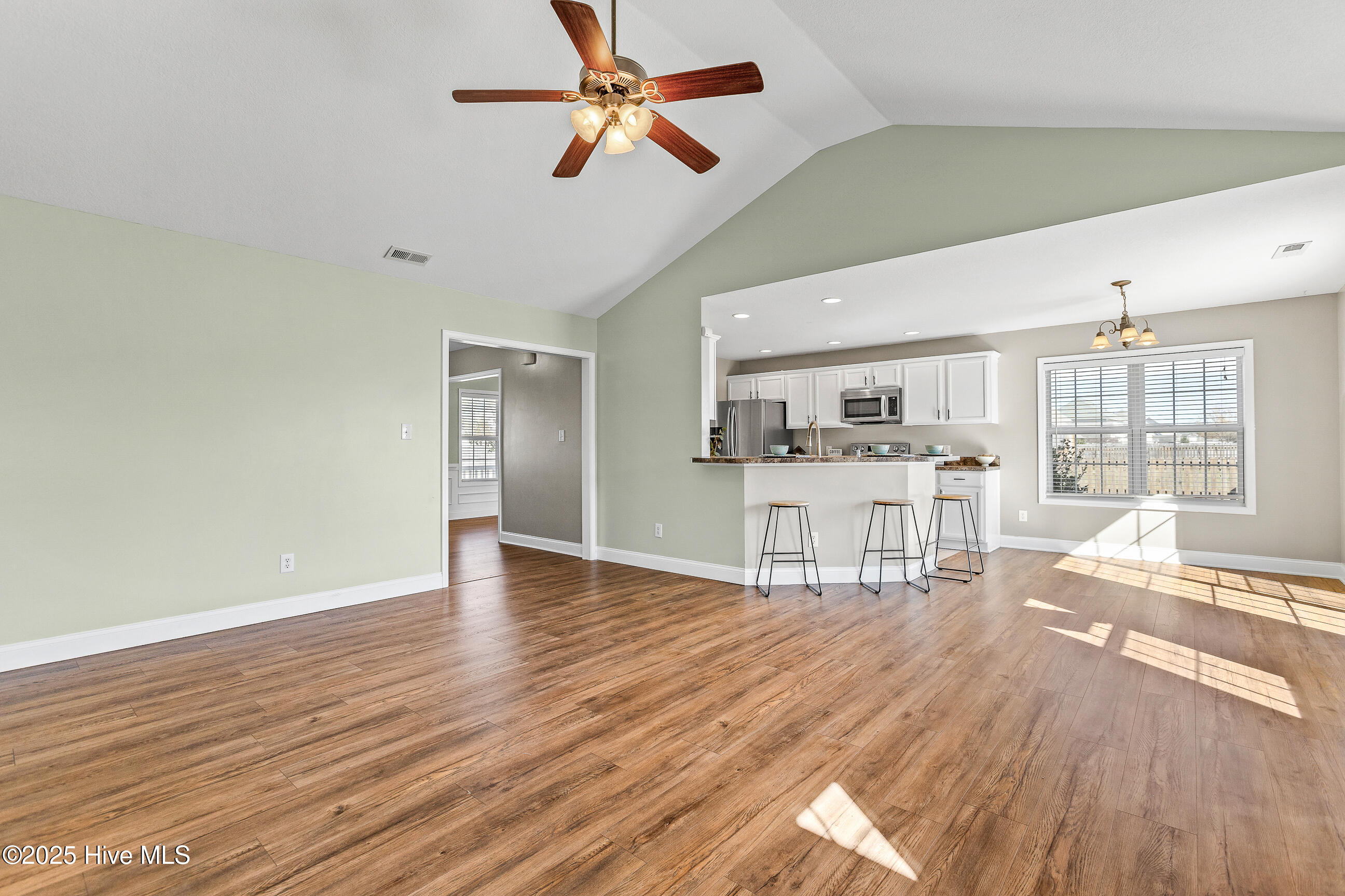 141 Weste Avenue, Jacksonville, NC 28540 – photo 12: Living Room/Kitchen
