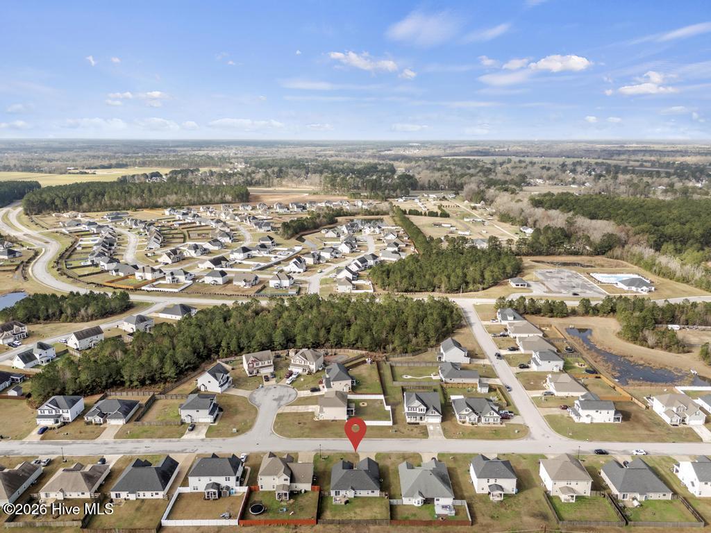 100560376 | Photo 52