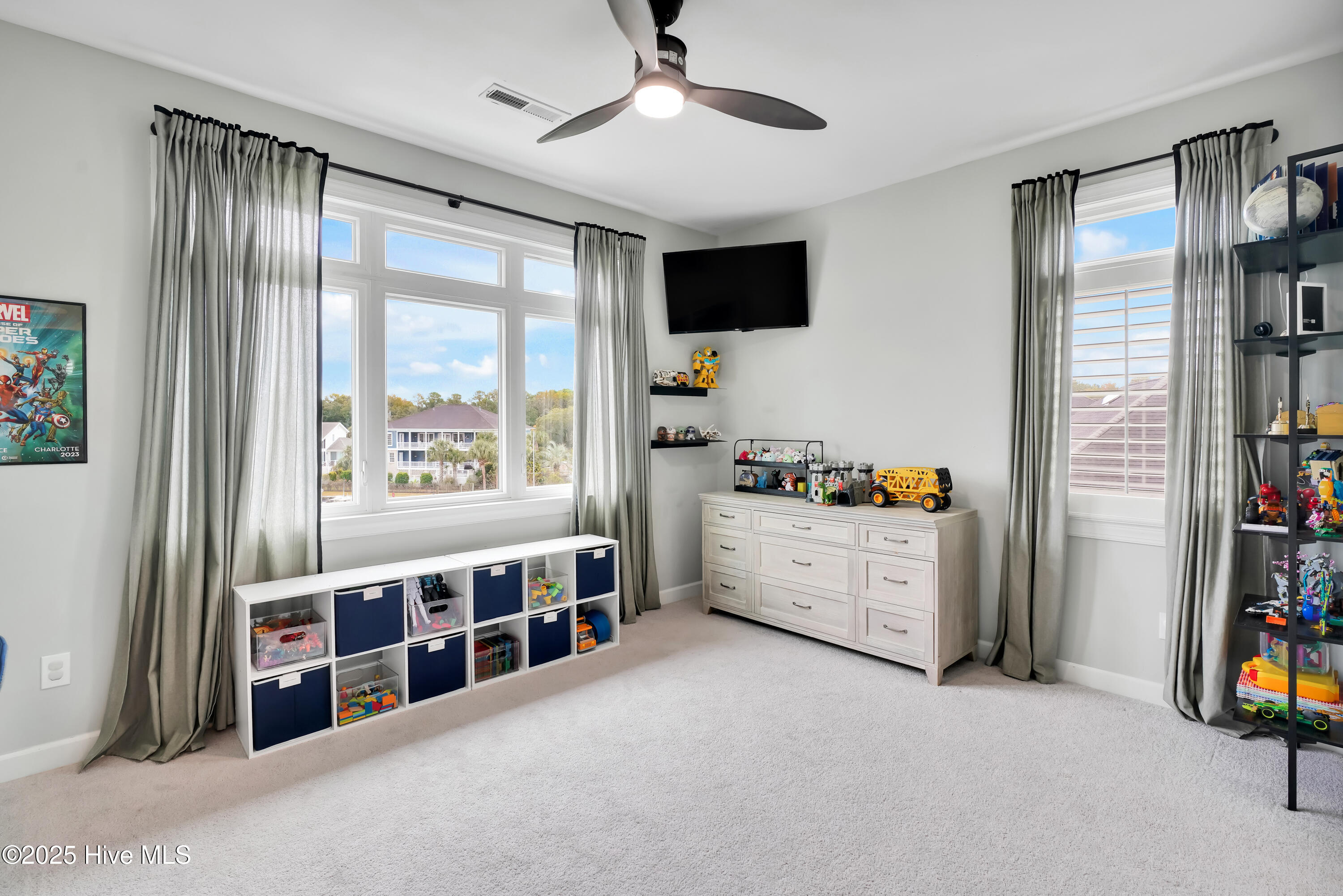 100557608 | Photo 28