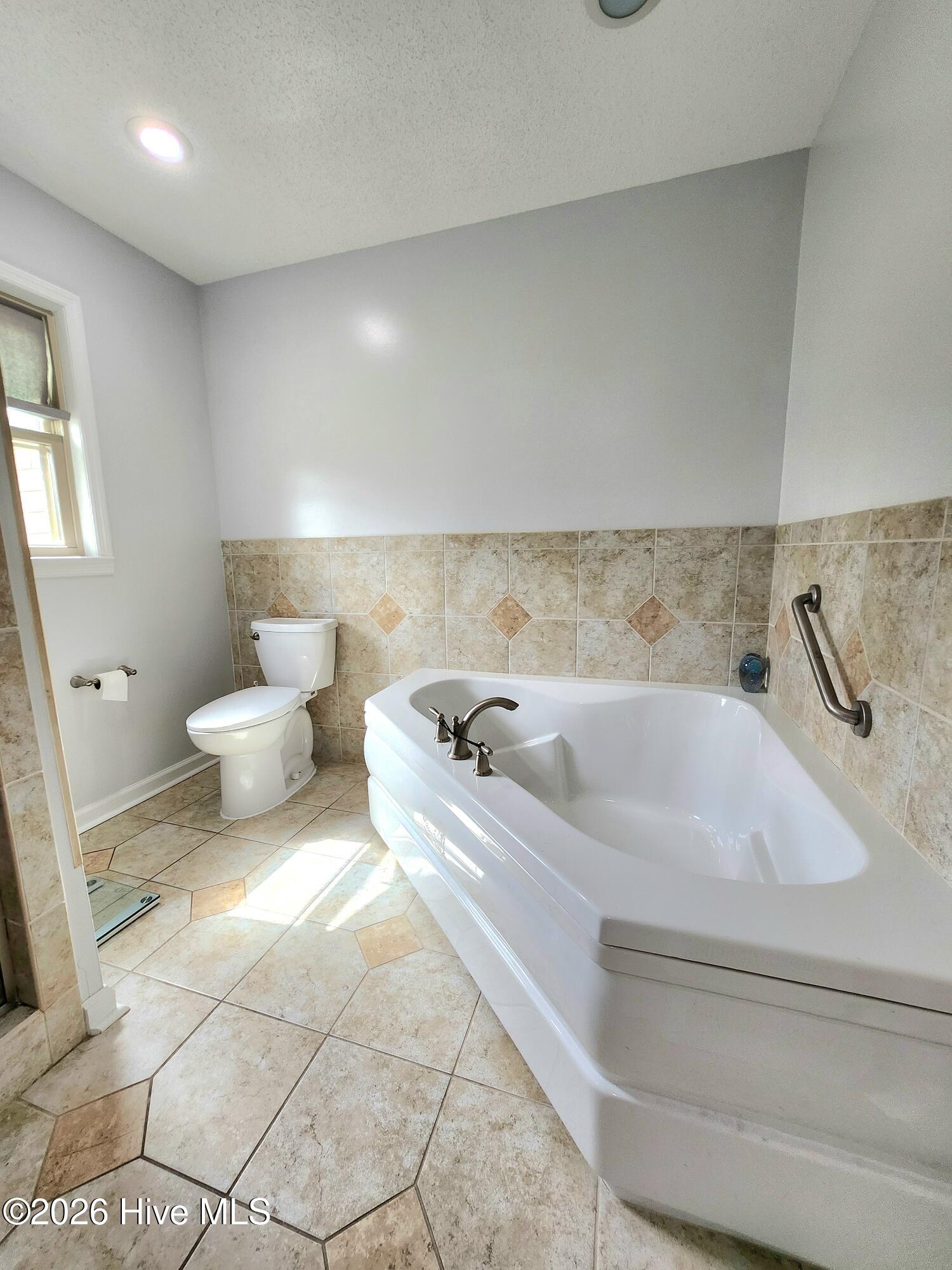 100563427 | Photo 20