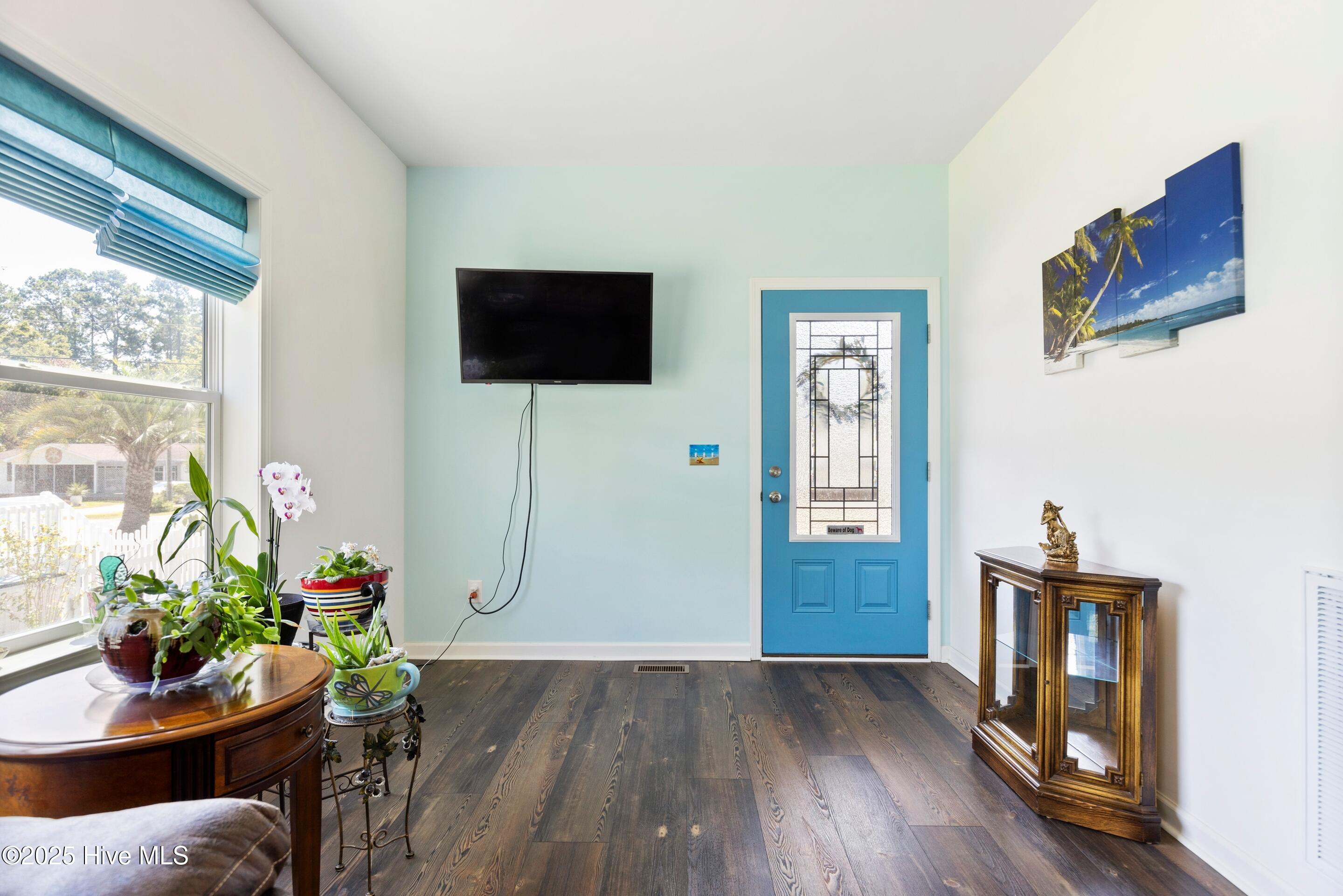 100531794 | Photo 10