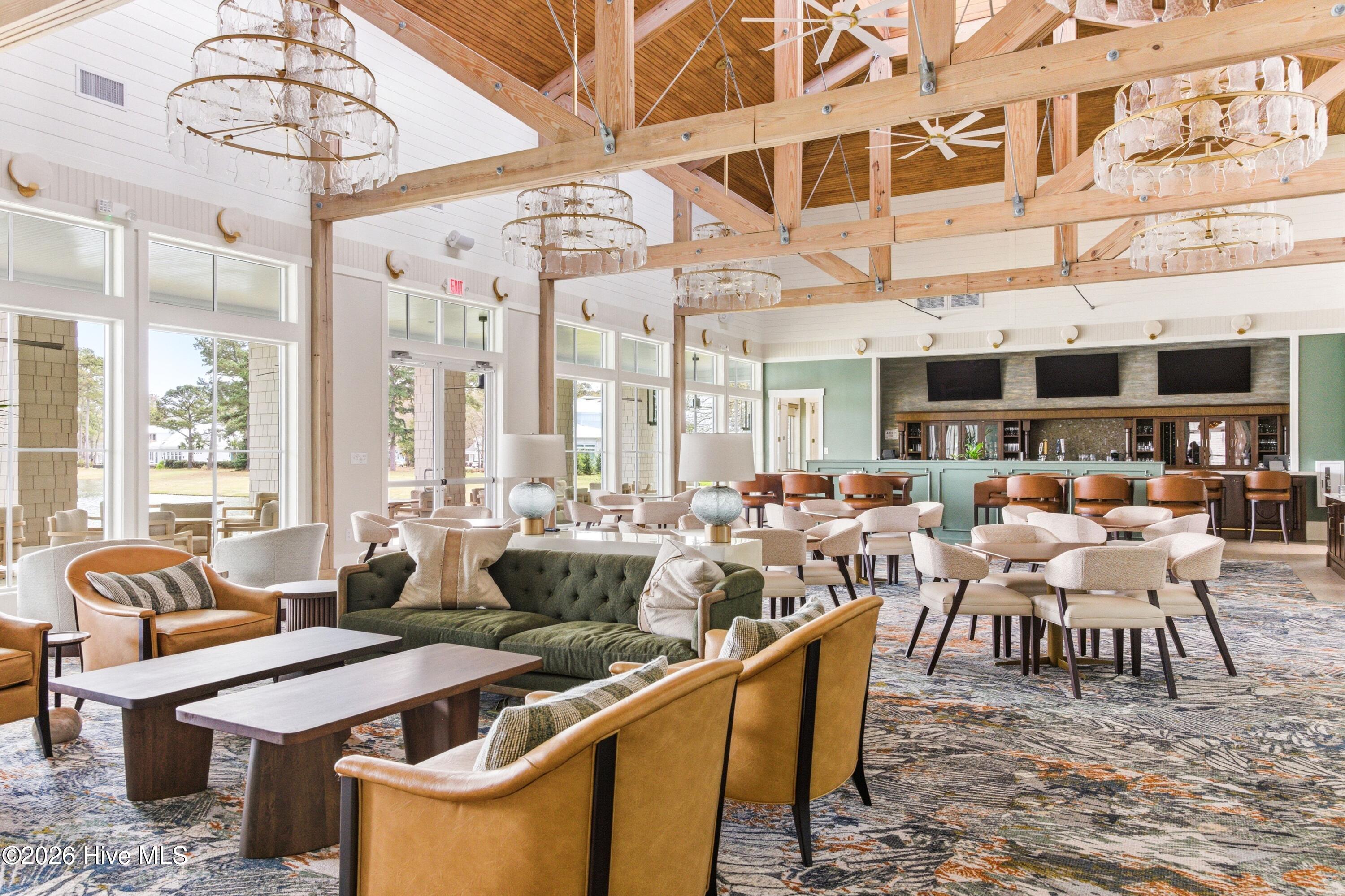 100530146 | Photo 73