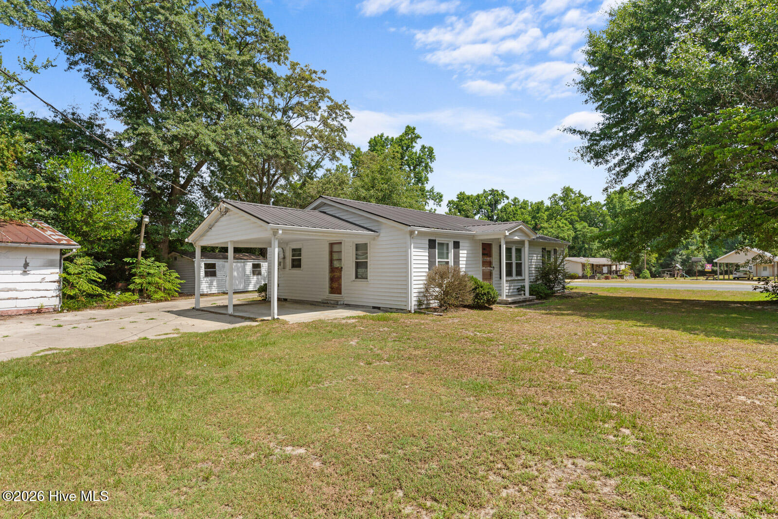 Exterior photo of 3332 Kinsey Heath Lane, Pink Hill, NC 28572. MLS: 100586331