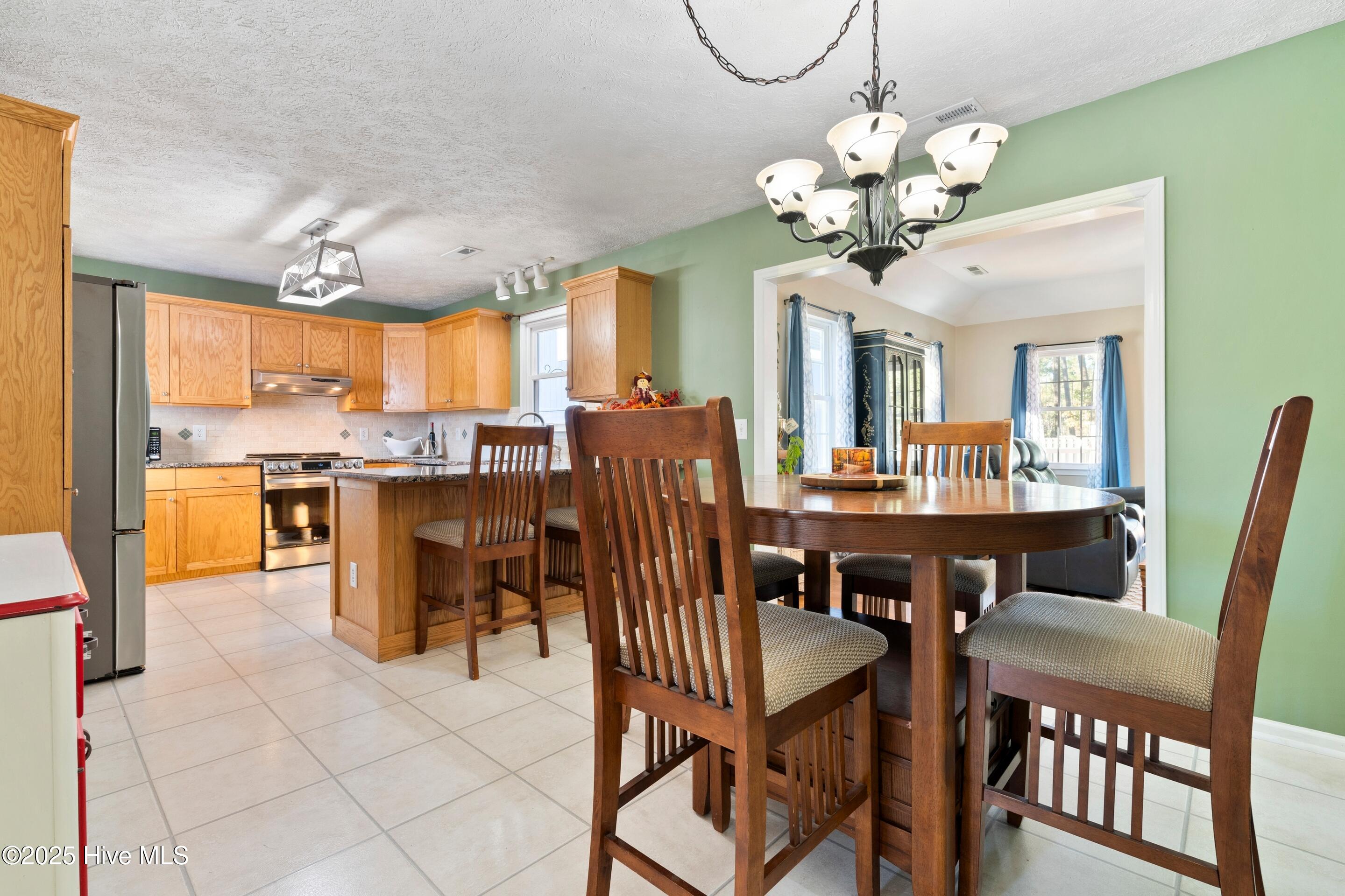 100535792 | Photo 53