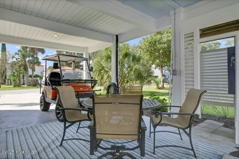 100538818 | Photo 29