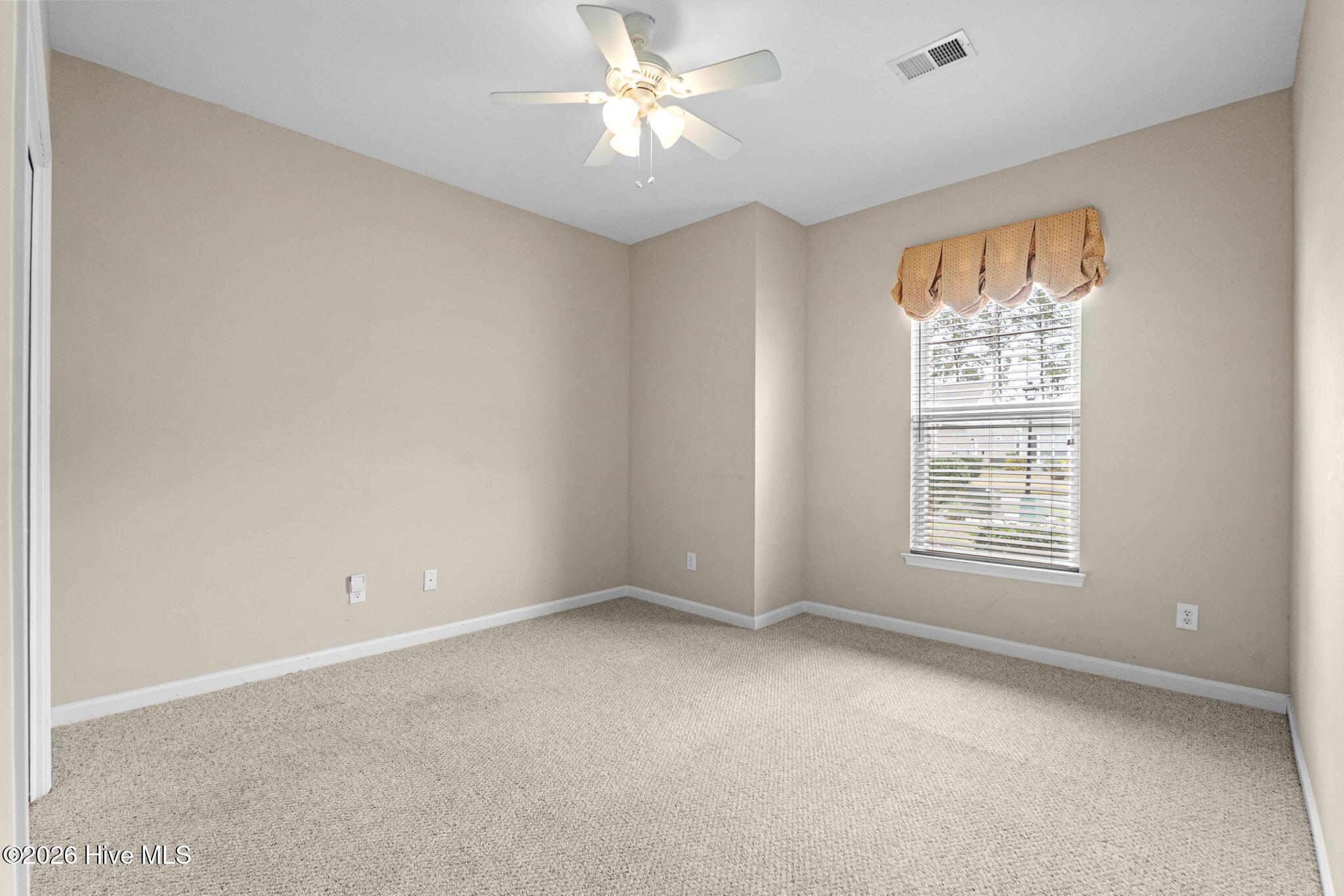 100493950 | Photo 43