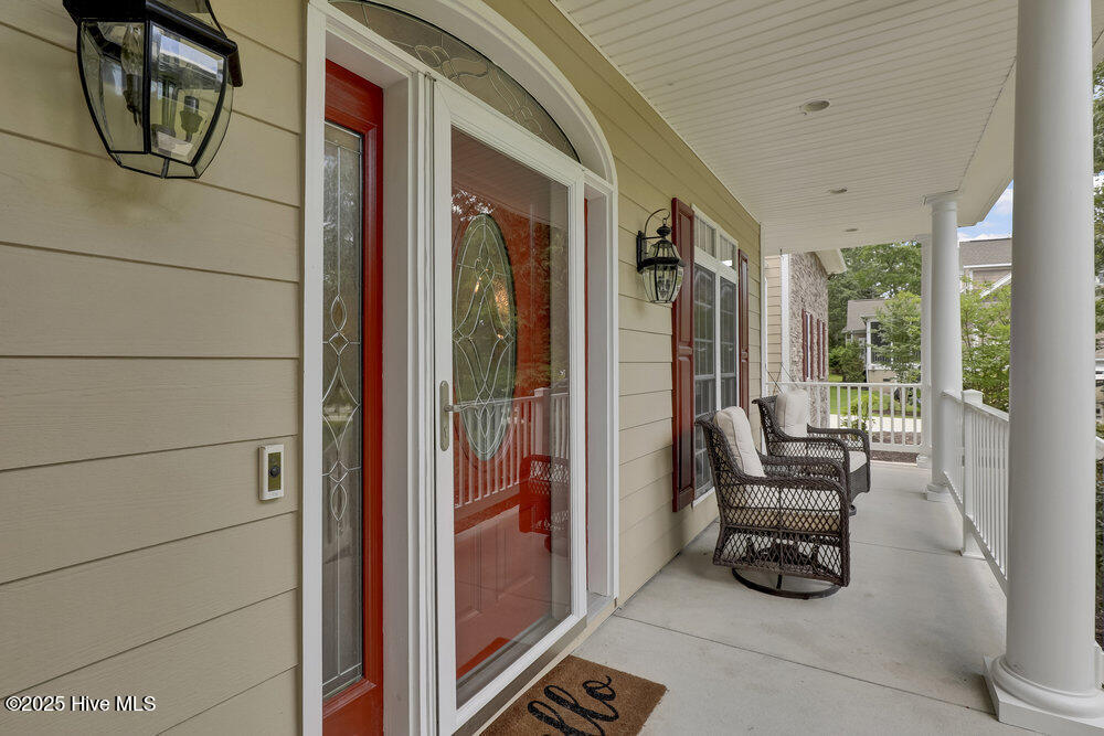 100513085 | Photo 50