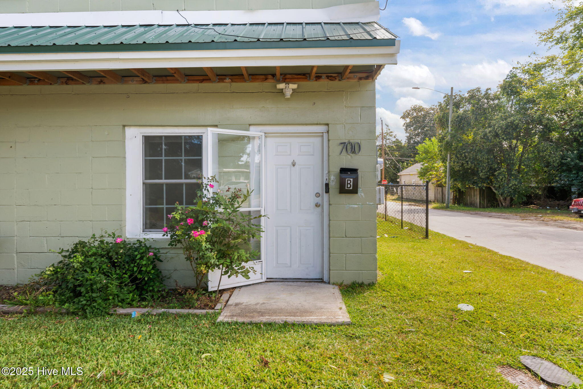 Homes for sale in New Bern, NC | 700 2Nd Ave, New Bern, NC 28560 | MLS# 100532999