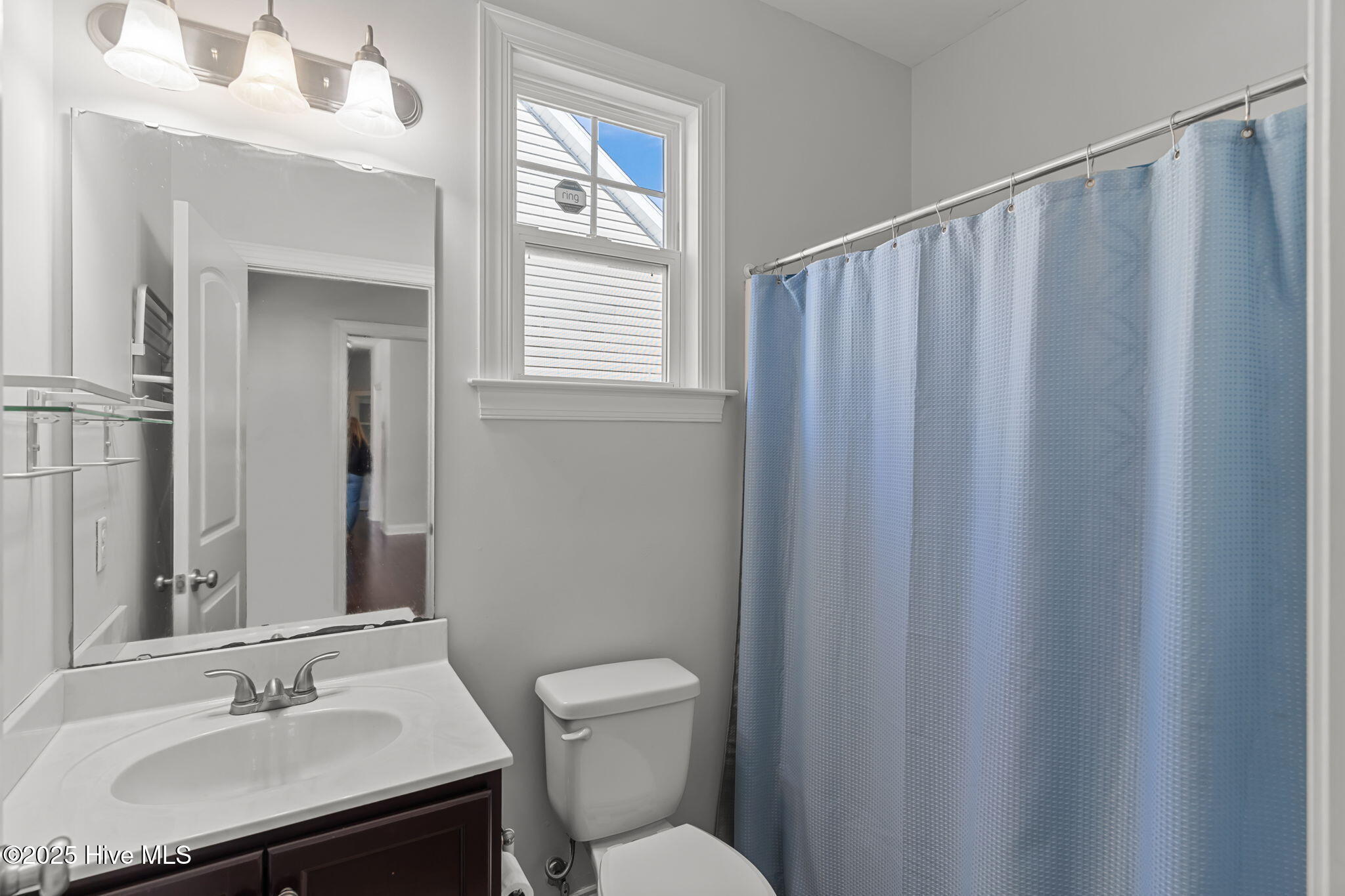 100537665 | Photo 32